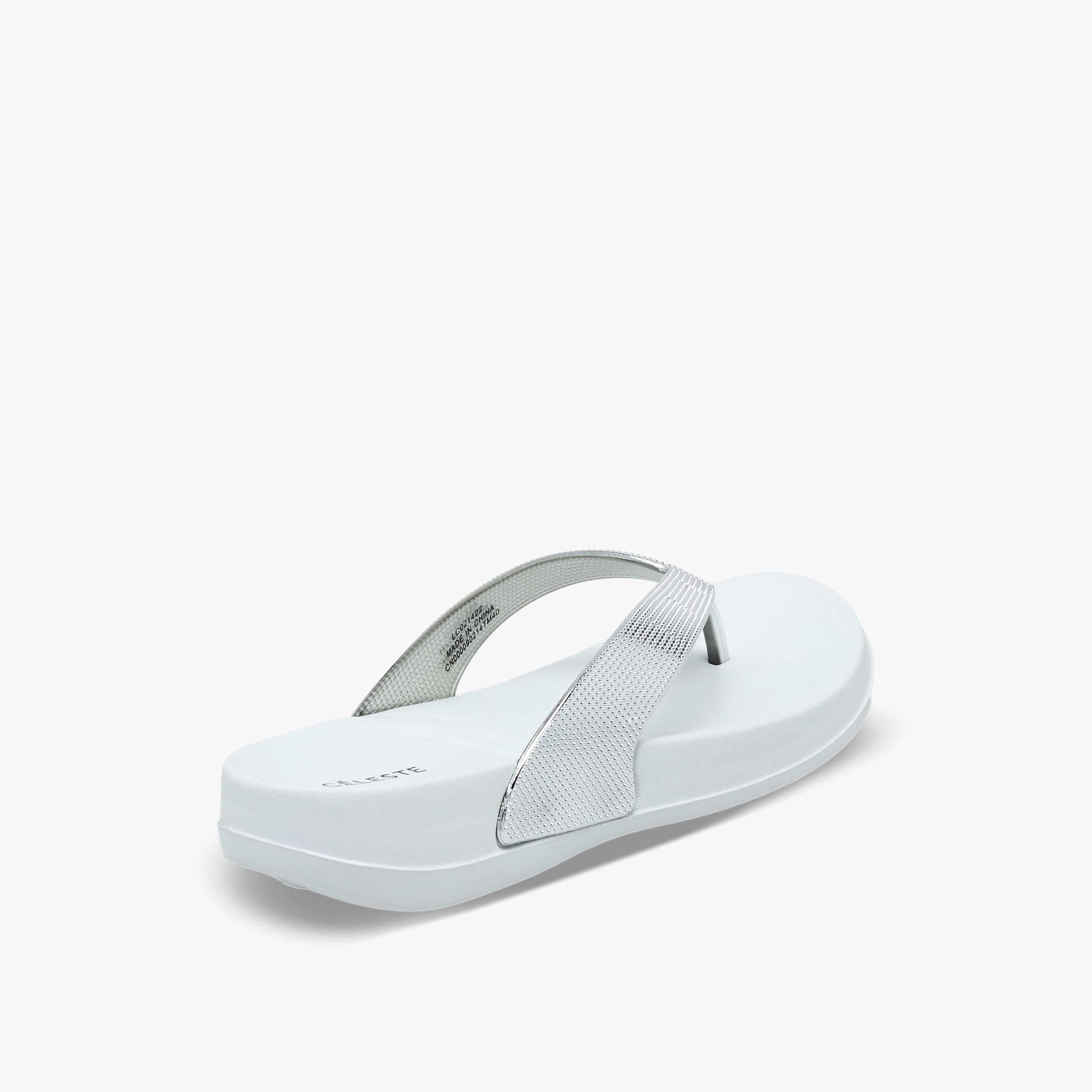 شبشب سهل الارتداء للنساء من سيليست-women-shoes-flipflopsandslides-image-5