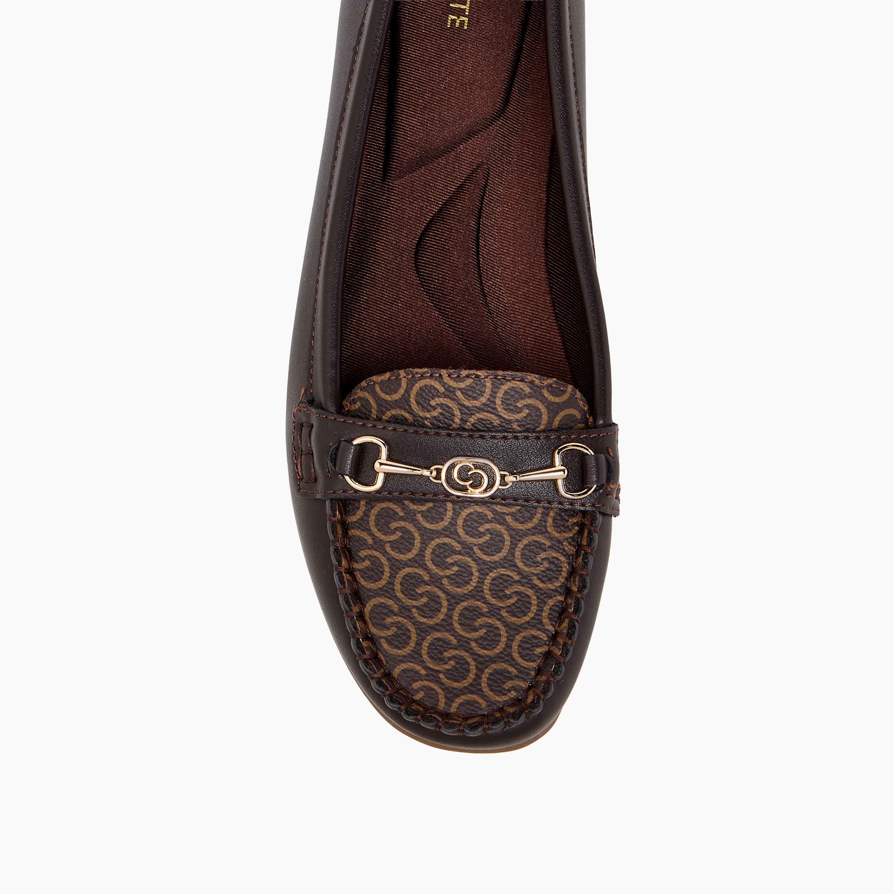 حذاء سهل الارتداء بطبعات مونوجرام للنساء من سيليست-women-shoes-loafersandmoccasins-image-4