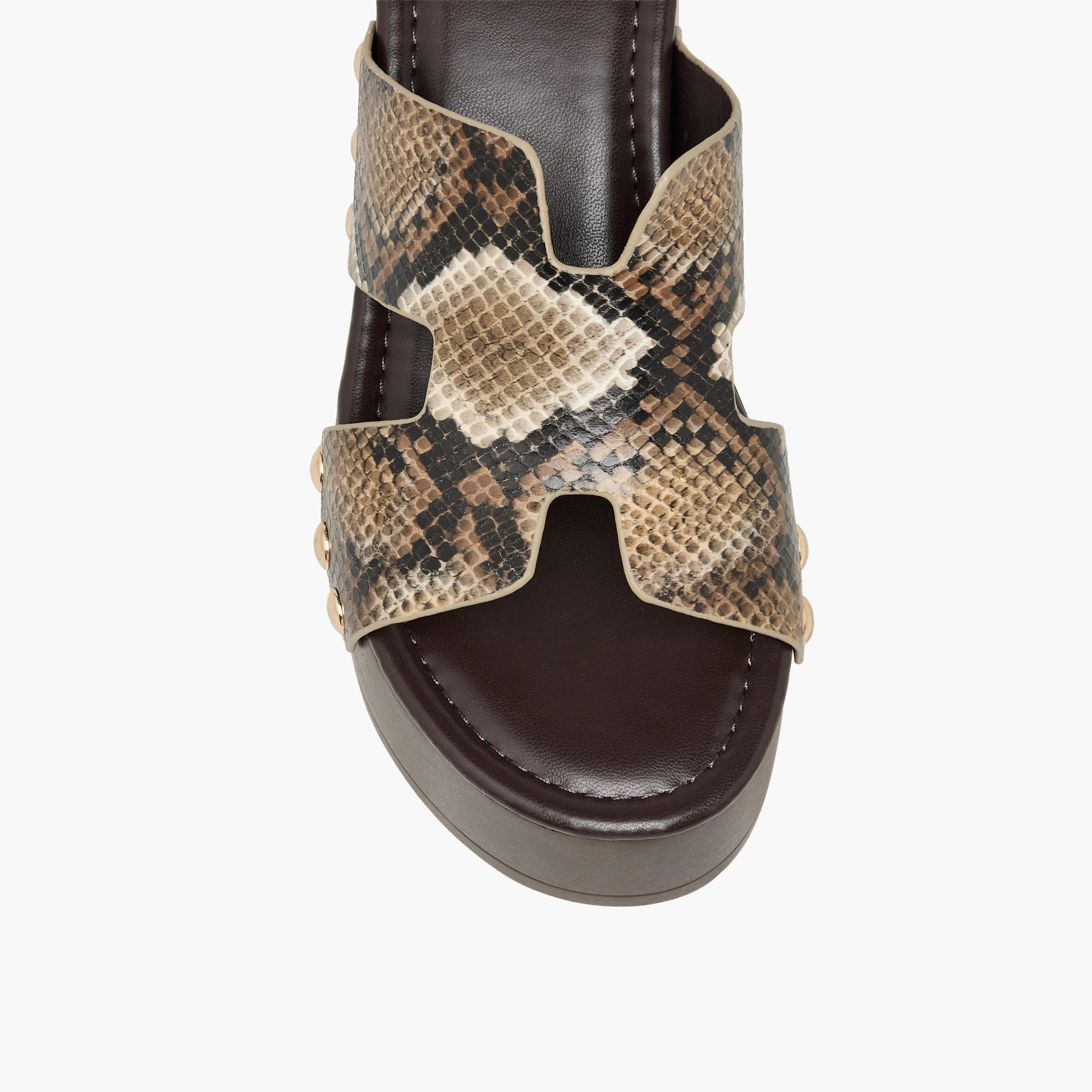 صندل معدني خفيف الوزن بكعب بلاتفورم مرصع للنساء من شورستيب-women-shoes-sandals-heeled-image-4