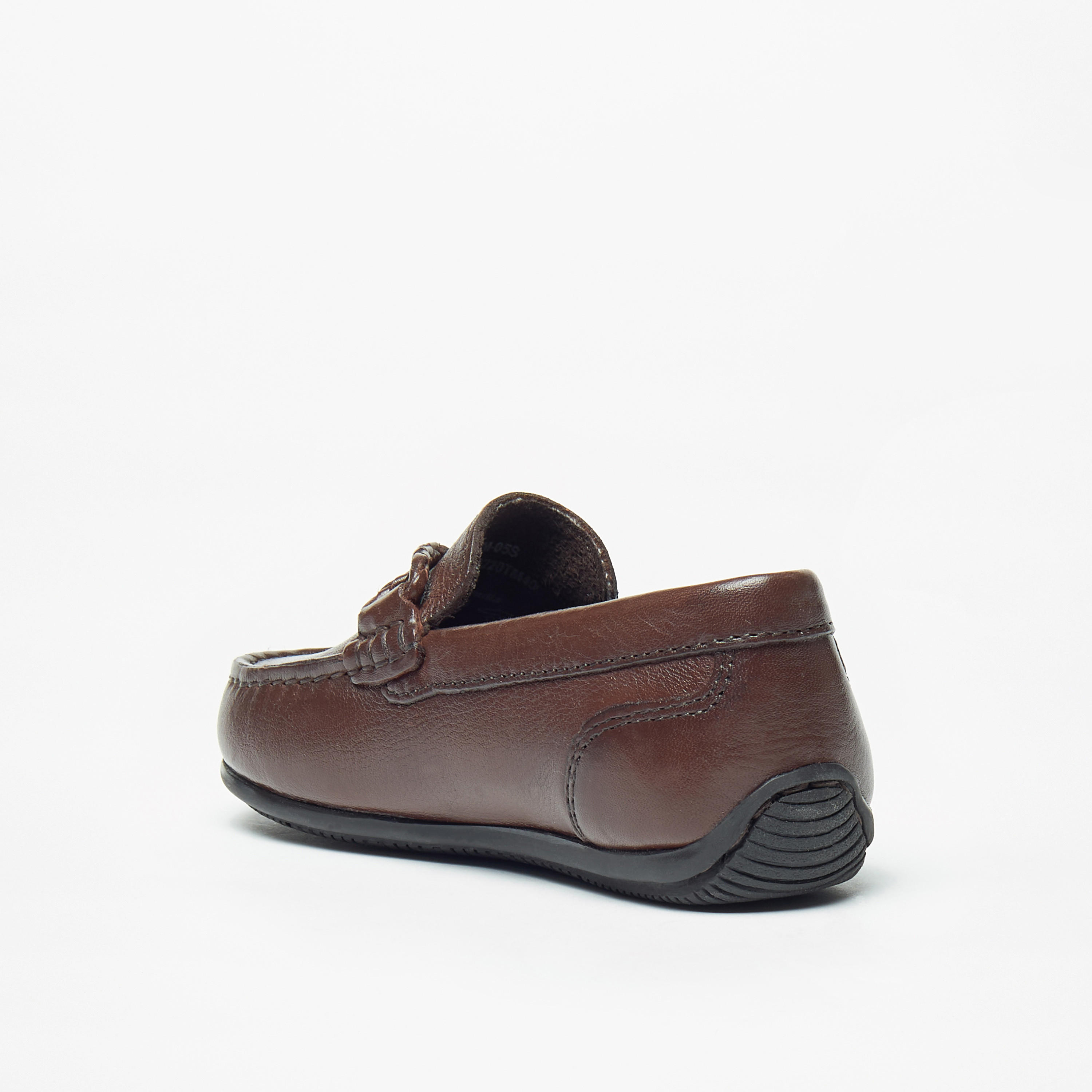 حذاء موكاسين بارز الملمس سادة سهل الارتداء من مستر دوتشيني-boys-shoes-loafers-image-2