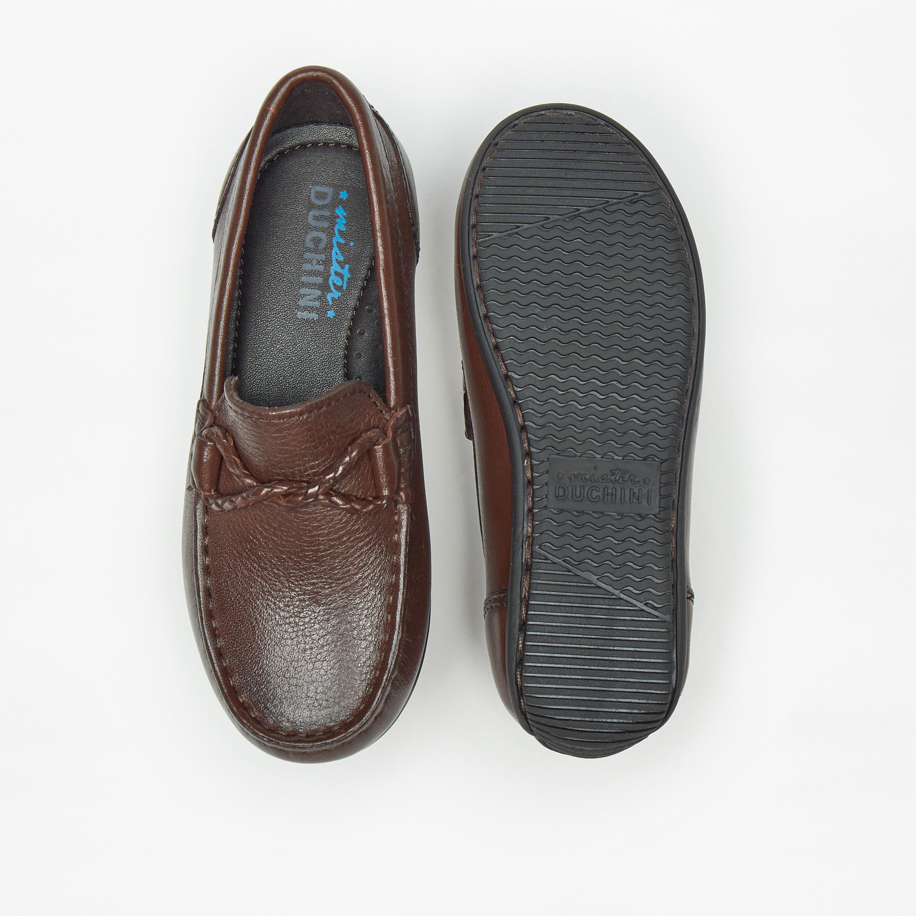 حذاء موكاسين بارز الملمس سادة سهل الارتداء من مستر دوتشيني-boys-shoes-loafers-image-4