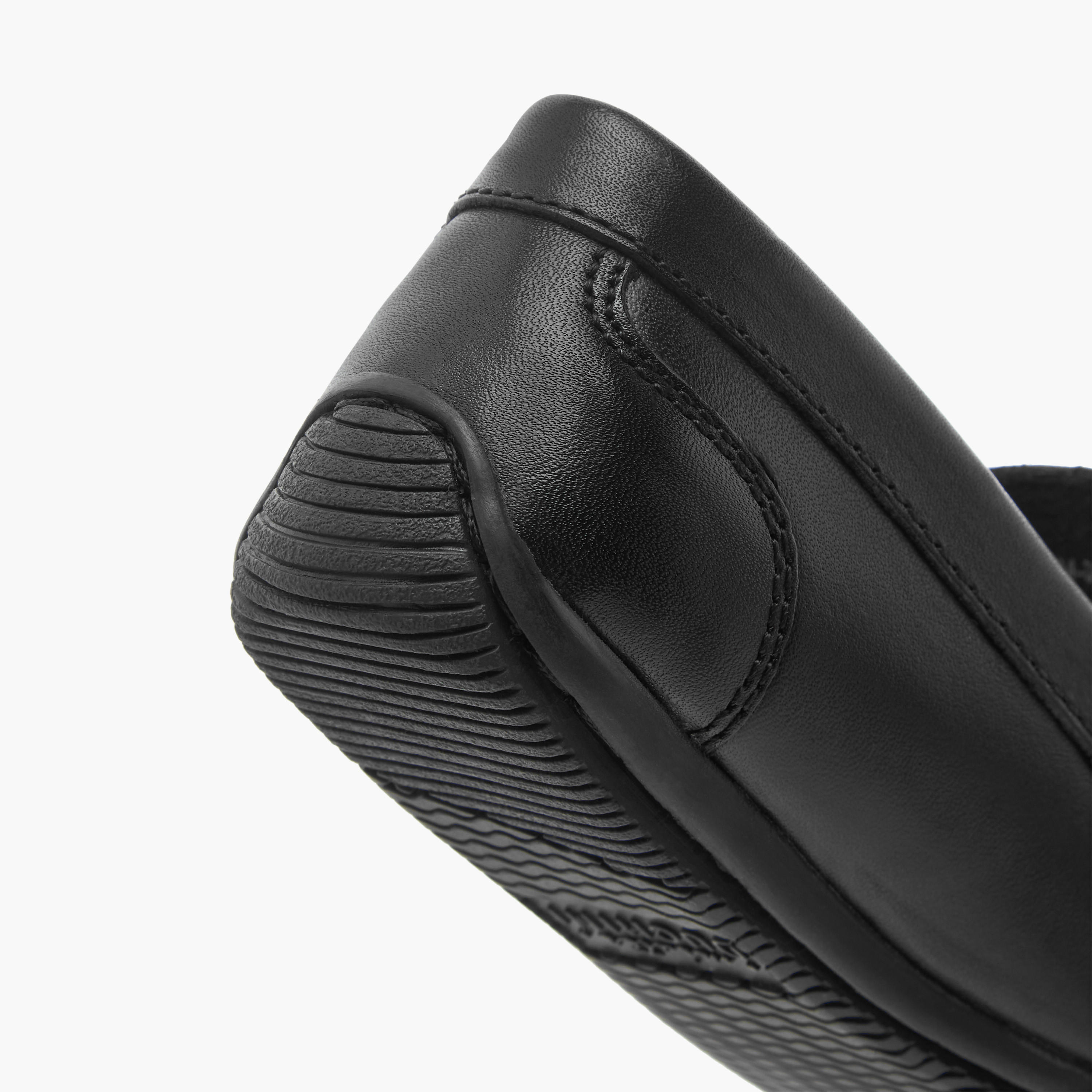 حذاء موكاسين سهل الارتداء وبارز الملمس من مستر دوتشيني-boys-shoes-loafers-image-5