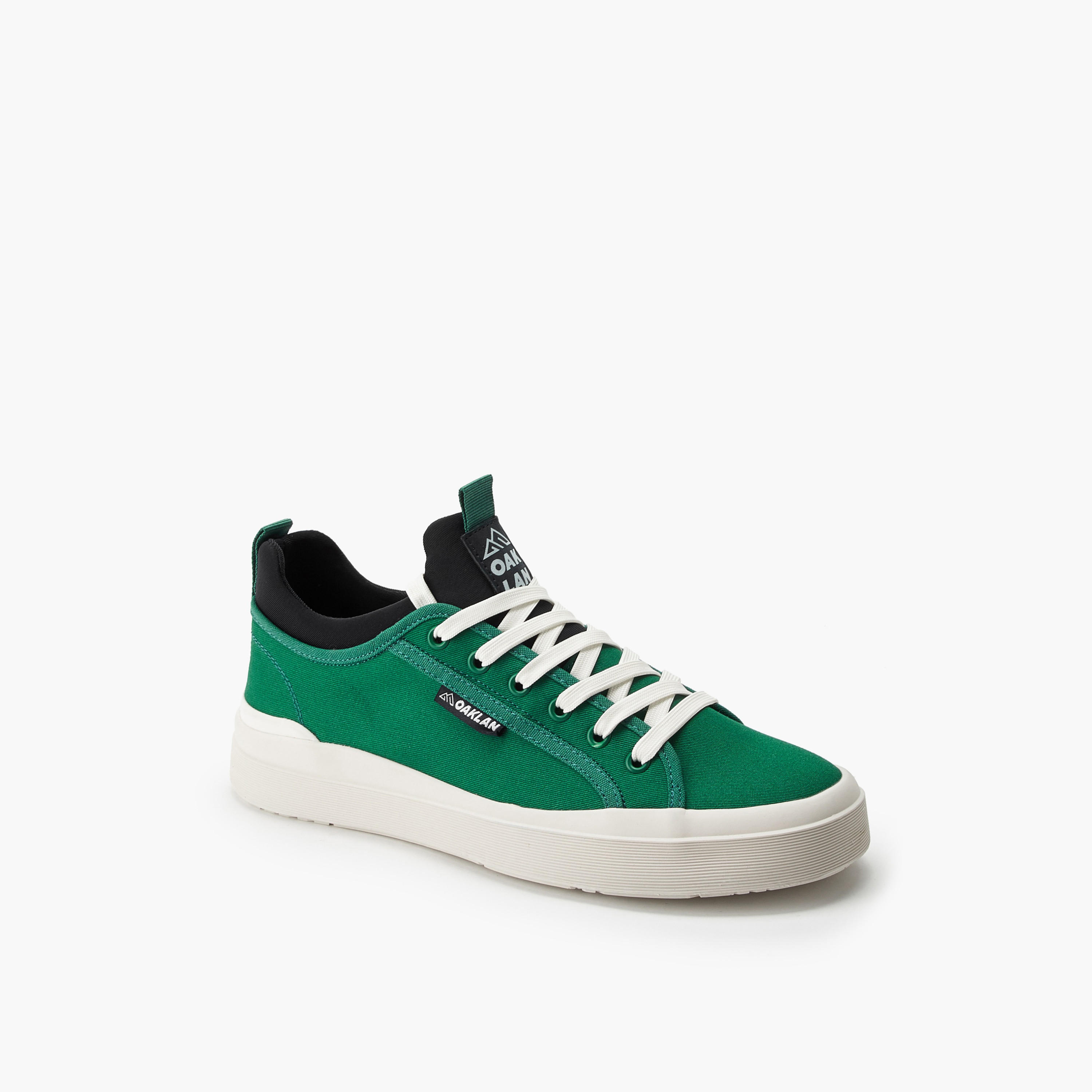 حذاء سنيكرز كانفاس برباط إغلاق للرجال من أوكلان من شو إكسبريس-men-shoes-sneakers-image-2
