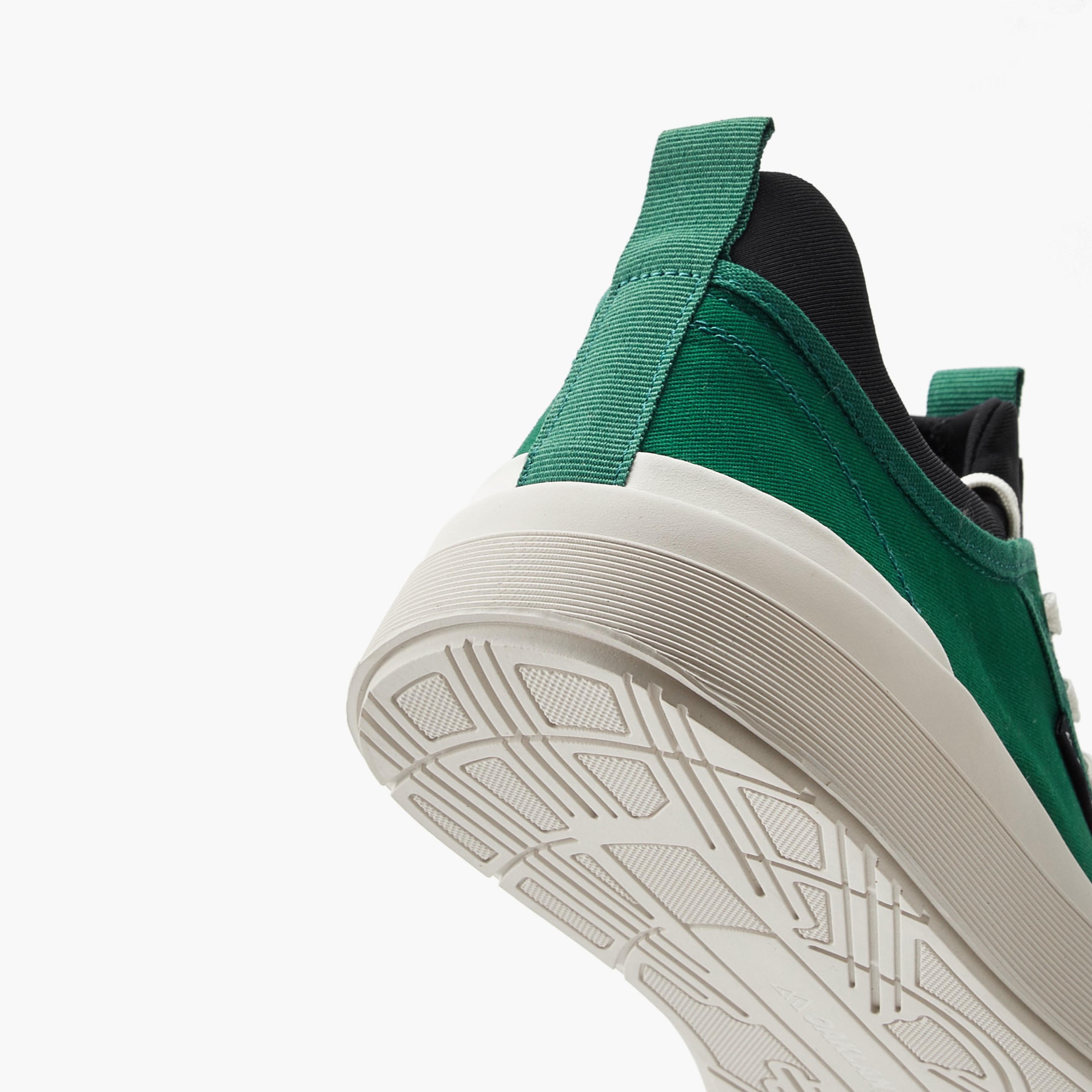 حذاء سنيكرز كانفاس برباط إغلاق للرجال من أوكلان من شو إكسبريس-men-shoes-sneakers-image-5