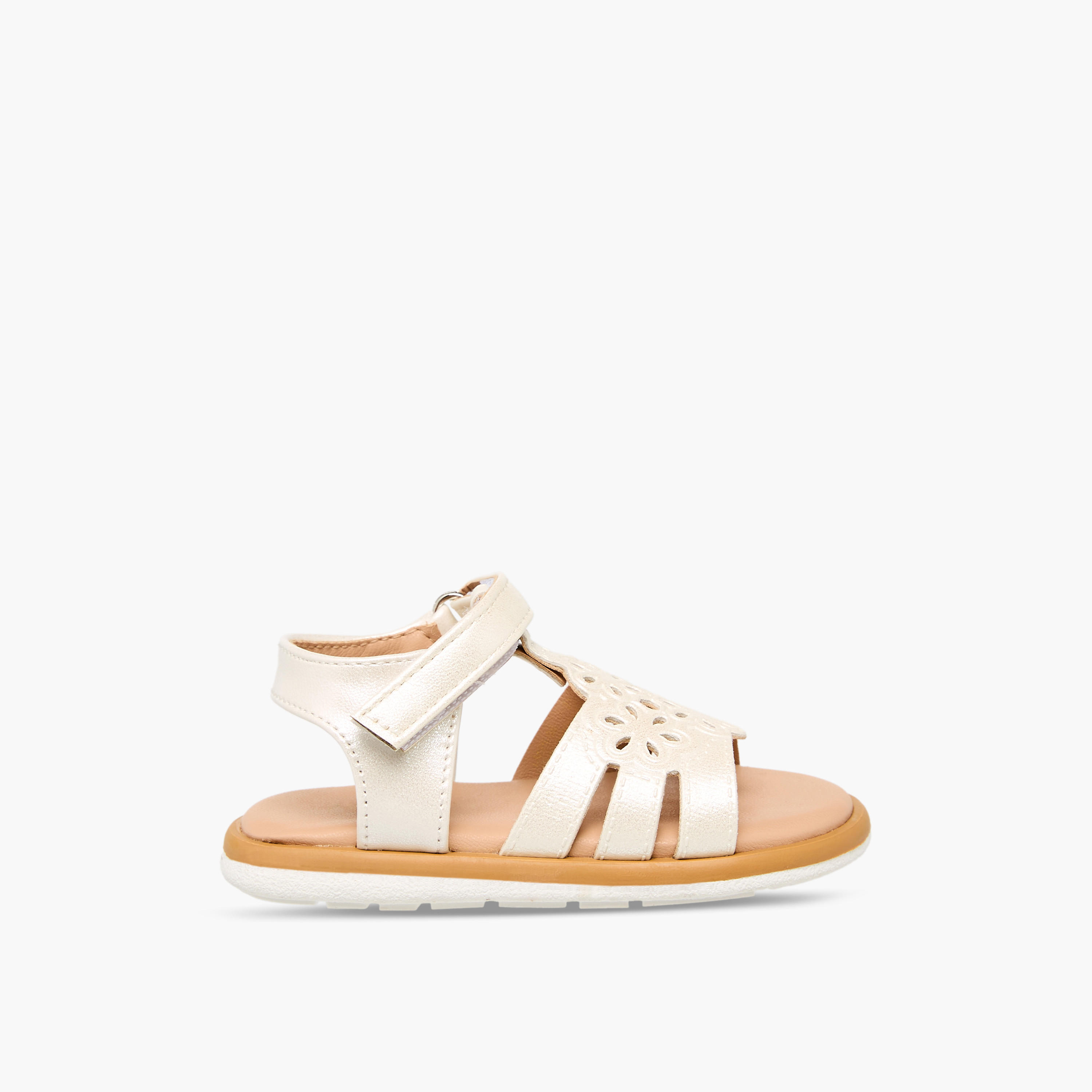 صندل بتفاصيل مفرّغة وشريط إغلاق من فلورا بيلا-girls-shoes-sandals-image-2