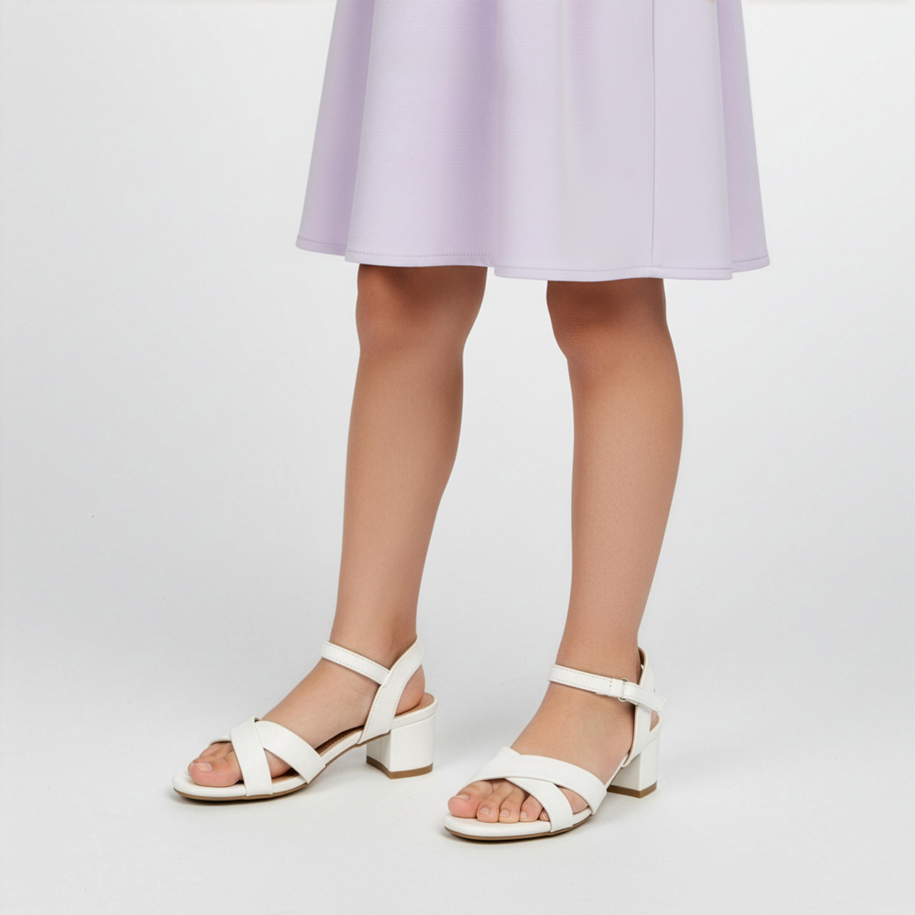 صندل بكعب سميك للبنات من فلورا بيلا-girls-shoes-sandals-image-2