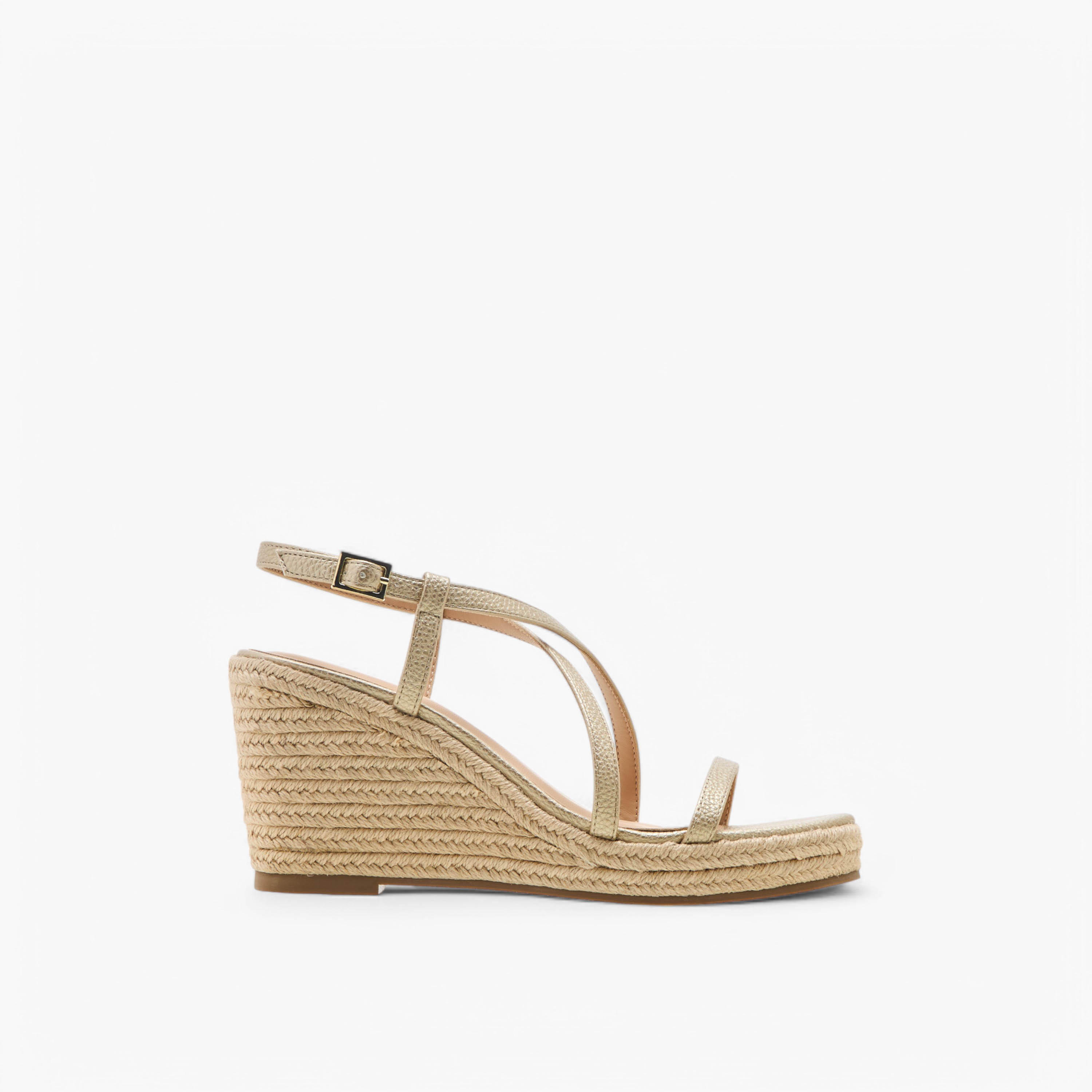 صندل بأحزمة متقاطعة بارزة الملمس وبكعب ويدج وإبزيم إغلاق من فلورا بيلا-women-shoes-sandals-heeled-image-3