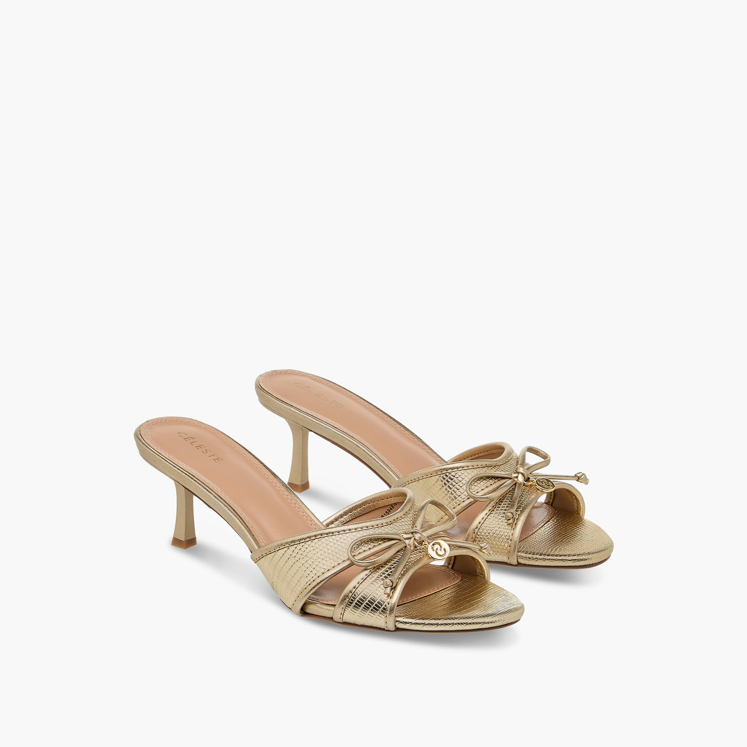 صندل بتفاصيل فيونكة سهل الارتداء مع كعب مدبب للنساء من سيليست-women-shoes-sandals-heeled-image-1