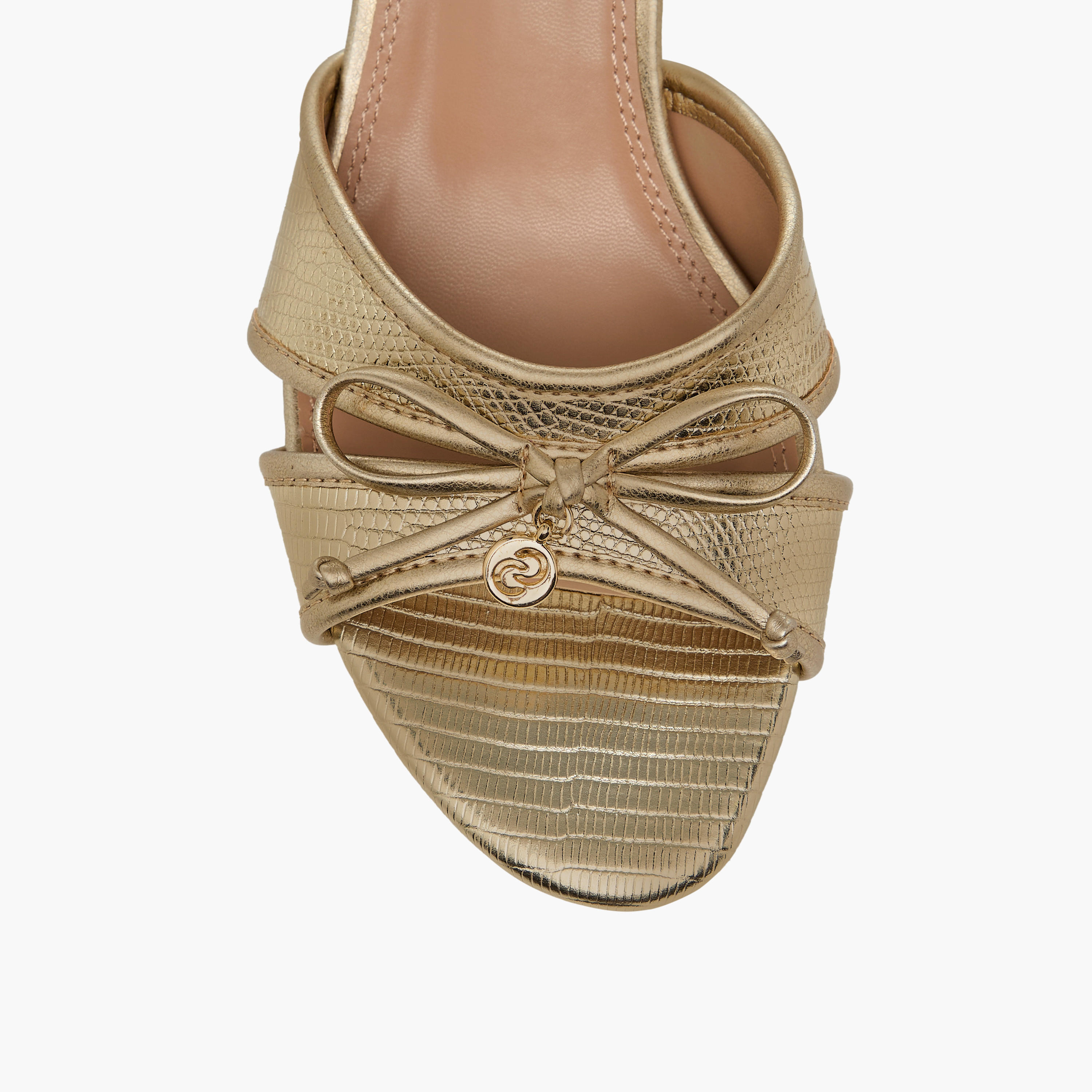 صندل بتفاصيل فيونكة سهل الارتداء مع كعب مدبب للنساء من سيليست-women-shoes-sandals-heeled-image-4