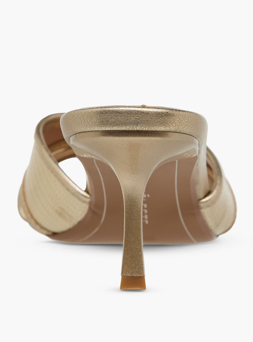 صندل بتفاصيل فيونكة سهل الارتداء مع كعب مدبب للنساء من سيليست-women-shoes-sandals-heeled-image-5