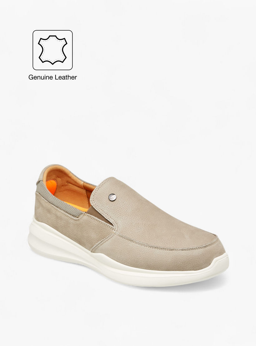 Le Confort Leather Textured Slip-On Loafers-men-shoes-loafersandmoccasins-image-2