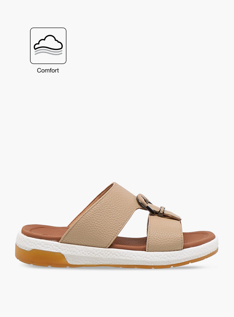 Le Confort Textured Arabic Comfort Sandals with Buckle Detail-boys-shoes-sandals-image-2