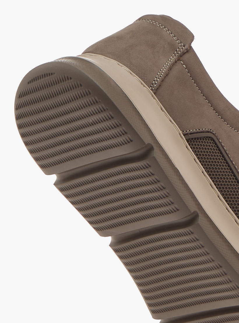 Le Confort Men Slip On Leather Derby-men-shoes-formalshoes-image-8