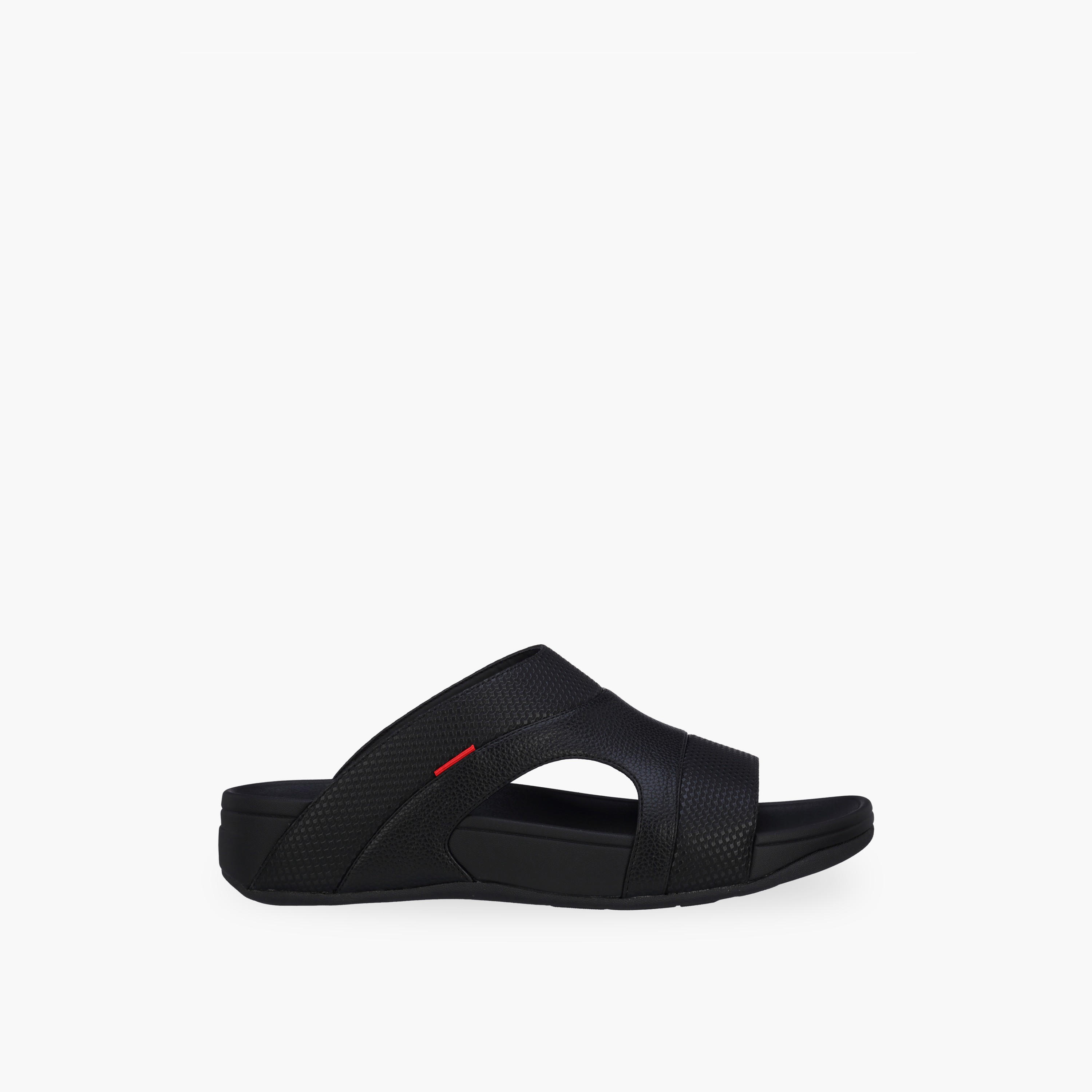 Le Confort Men Textured Slip-On Sandals-men-shoes-sandals-image-2