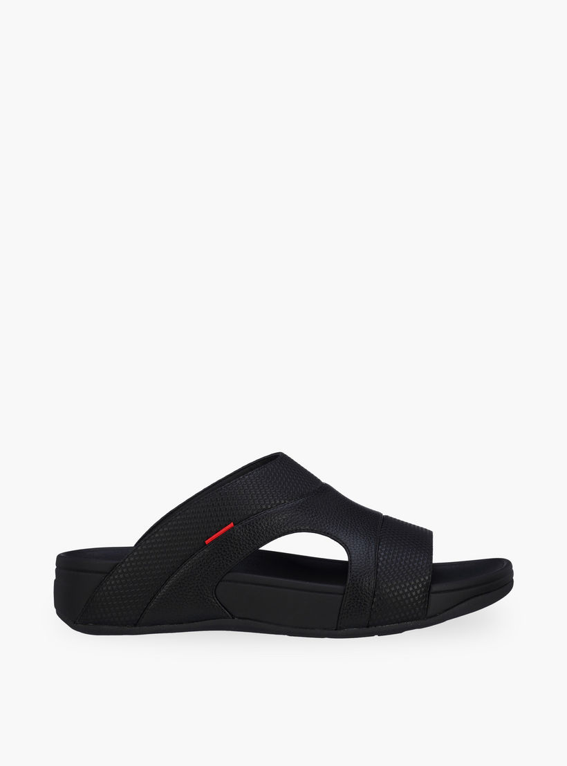 Le Confort Men Textured Slip-On Sandals-men-shoes-sandals-image-2
