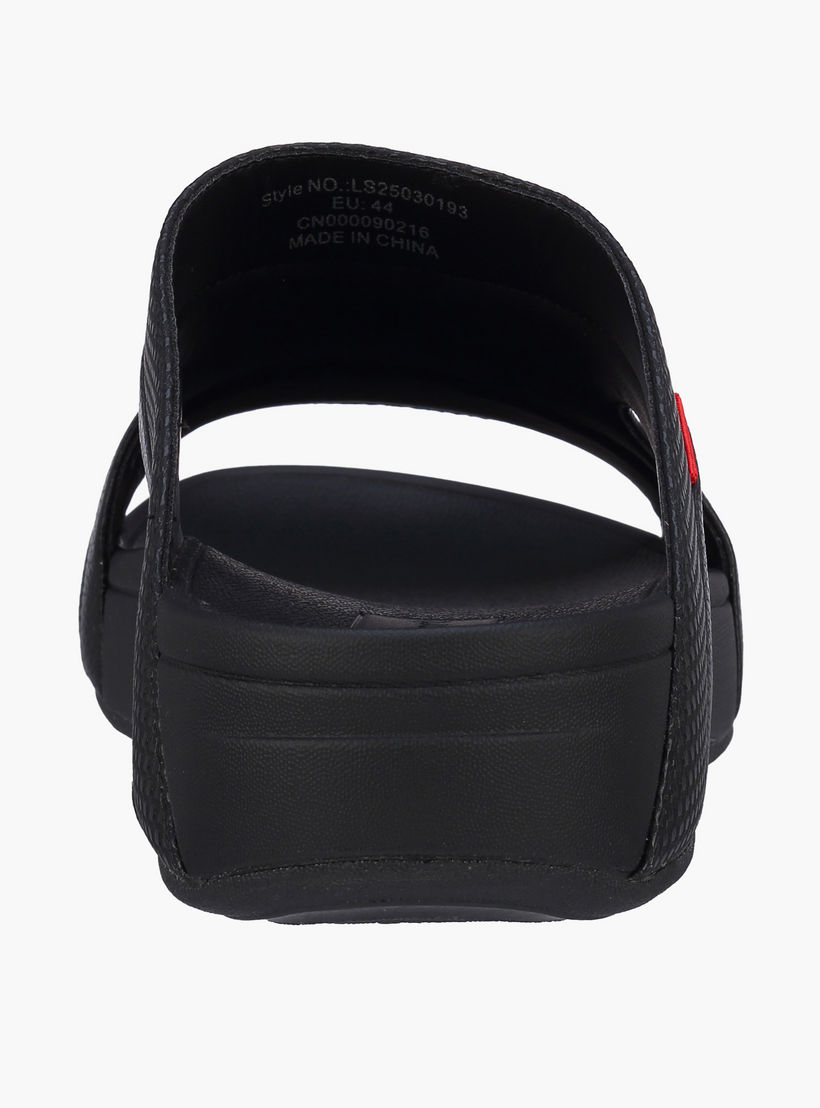Le Confort Men Textured Slip-On Sandals-men-shoes-sandals-image-4