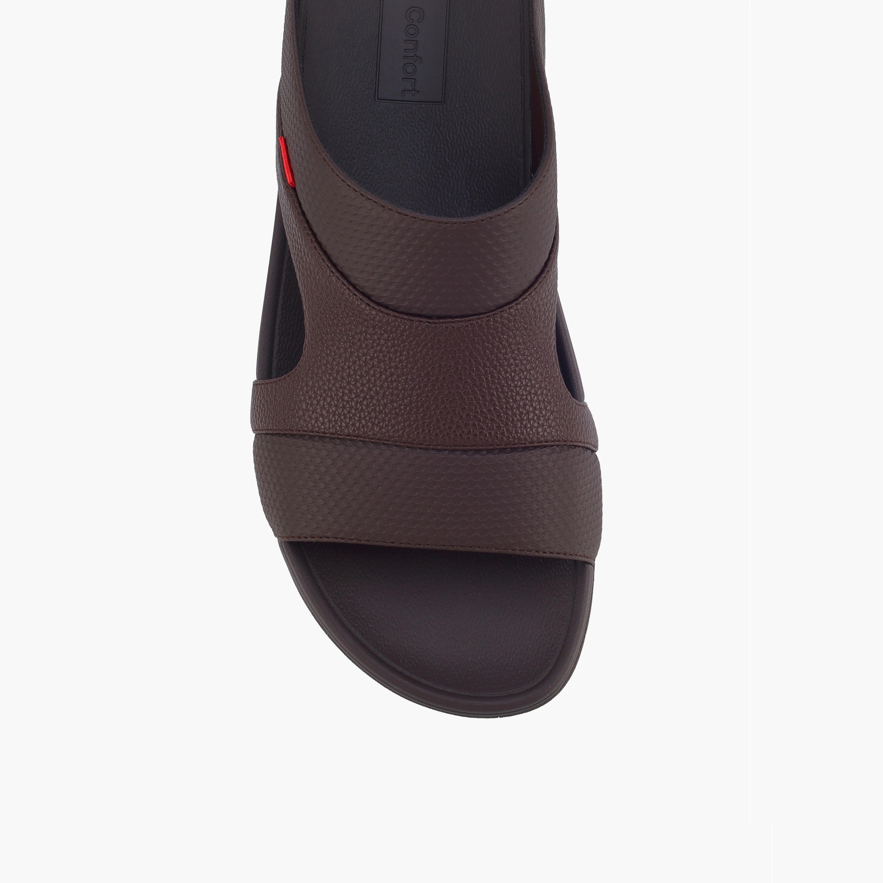 صندل بارز الملمس وسهل الارتداء للرجال من لو كونفورت-men-shoes-sandals-image-3