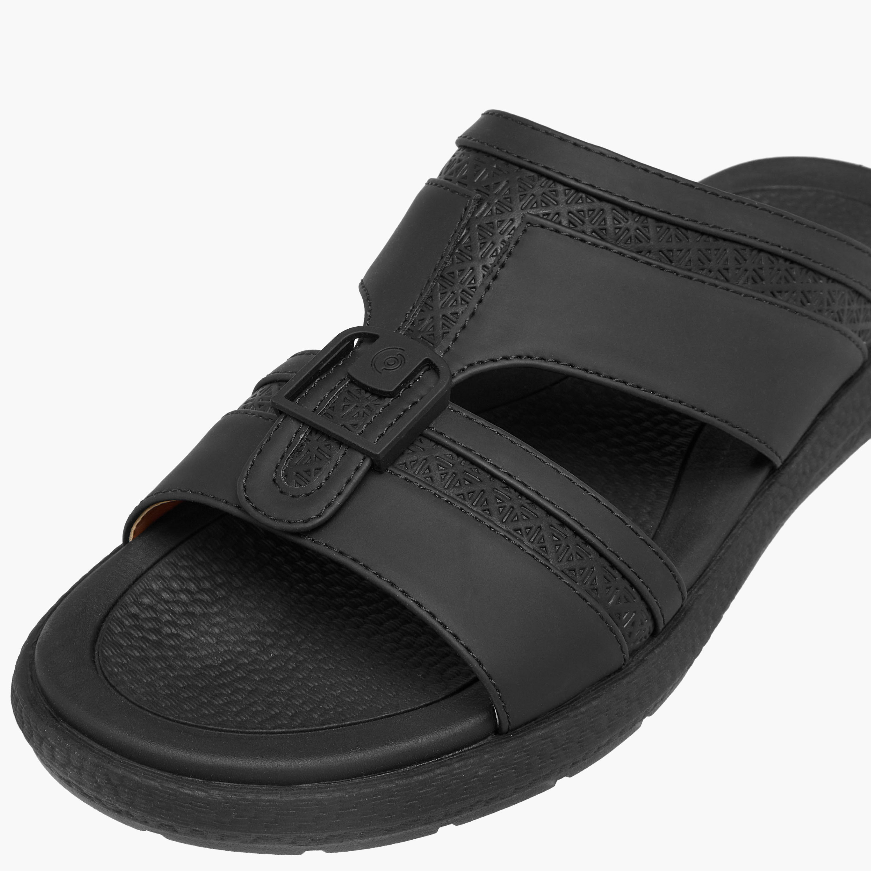 صندل عربي بتفاصيل إبزيم للرجال من لو كونفورت-men-shoes-sandals-image-4