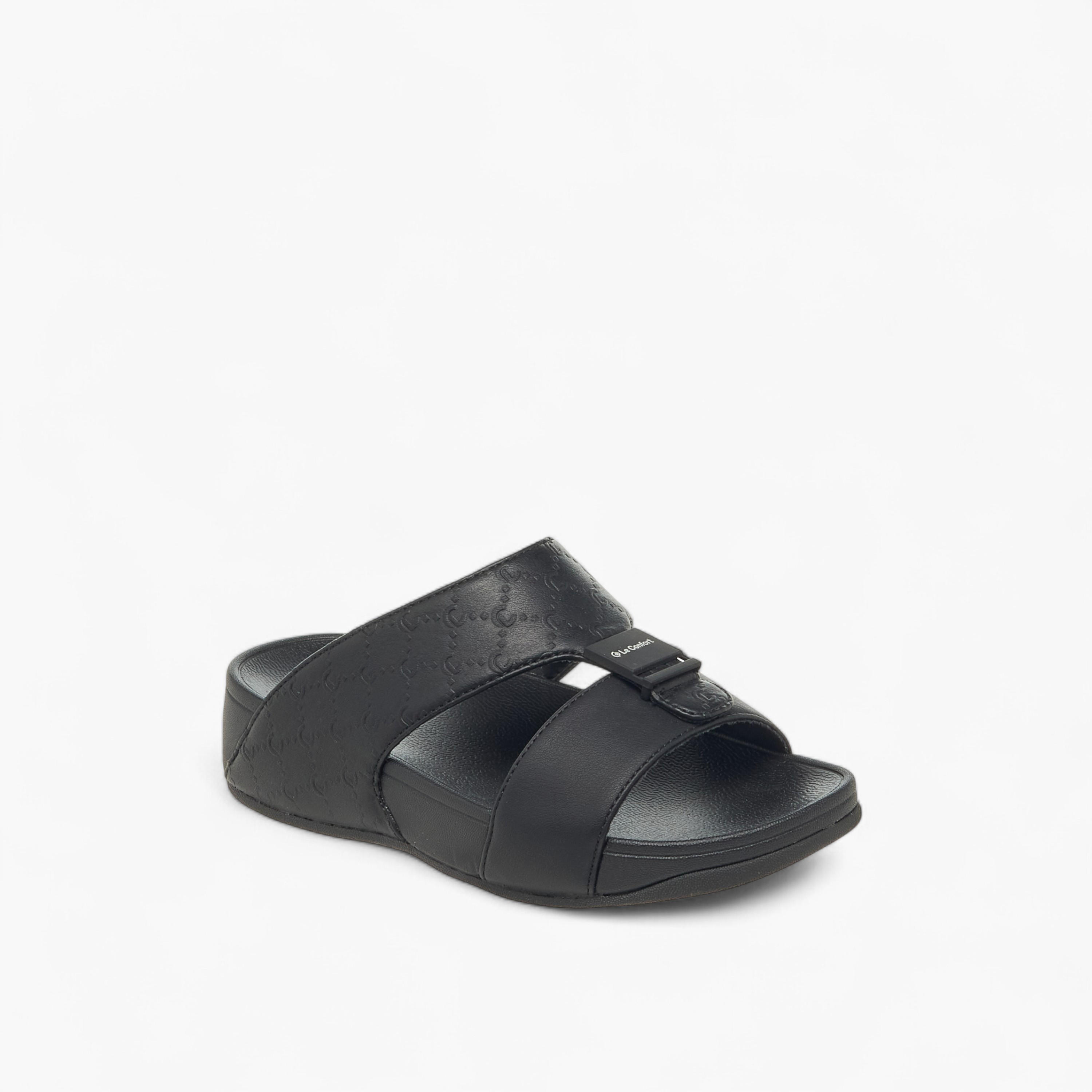 صندل عربي بنقوش مونوجرام للأولاد من لو كونفورت-boys-shoes-sandals-image-2