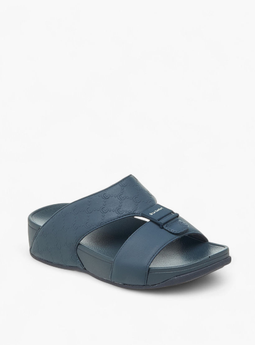 صندل عربي بنقوش مونوجرام للأولاد من لو كونفورت-boys-shoes-sandals-image-2
