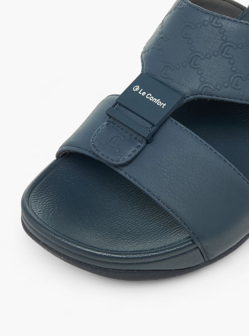 صندل عربي بنقوش مونوجرام للأولاد من لو كونفورت-boys-shoes-sandals-image-4