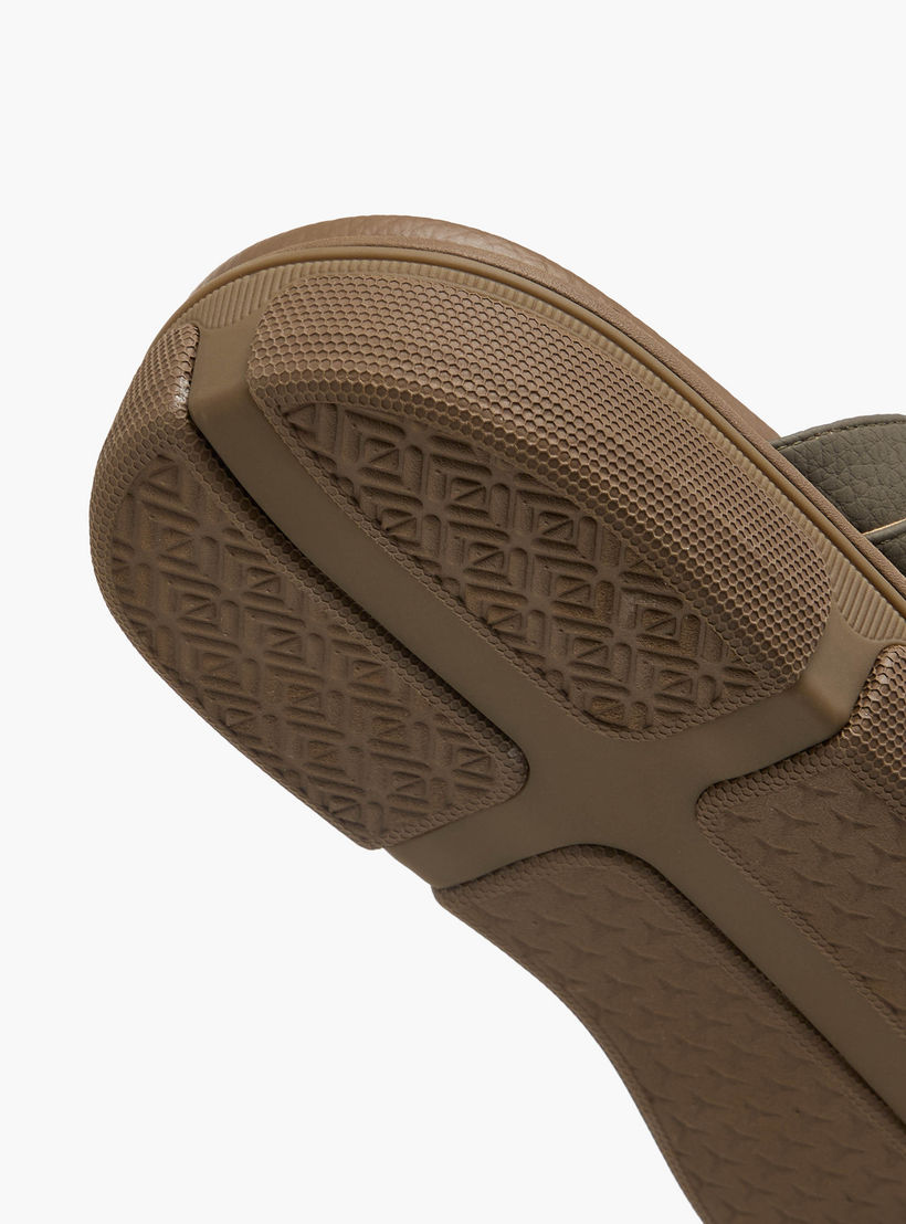 صندل مريح بأحزمة متقاطعة للرجال من لو كونفورت-men-shoes-sandals-image-6