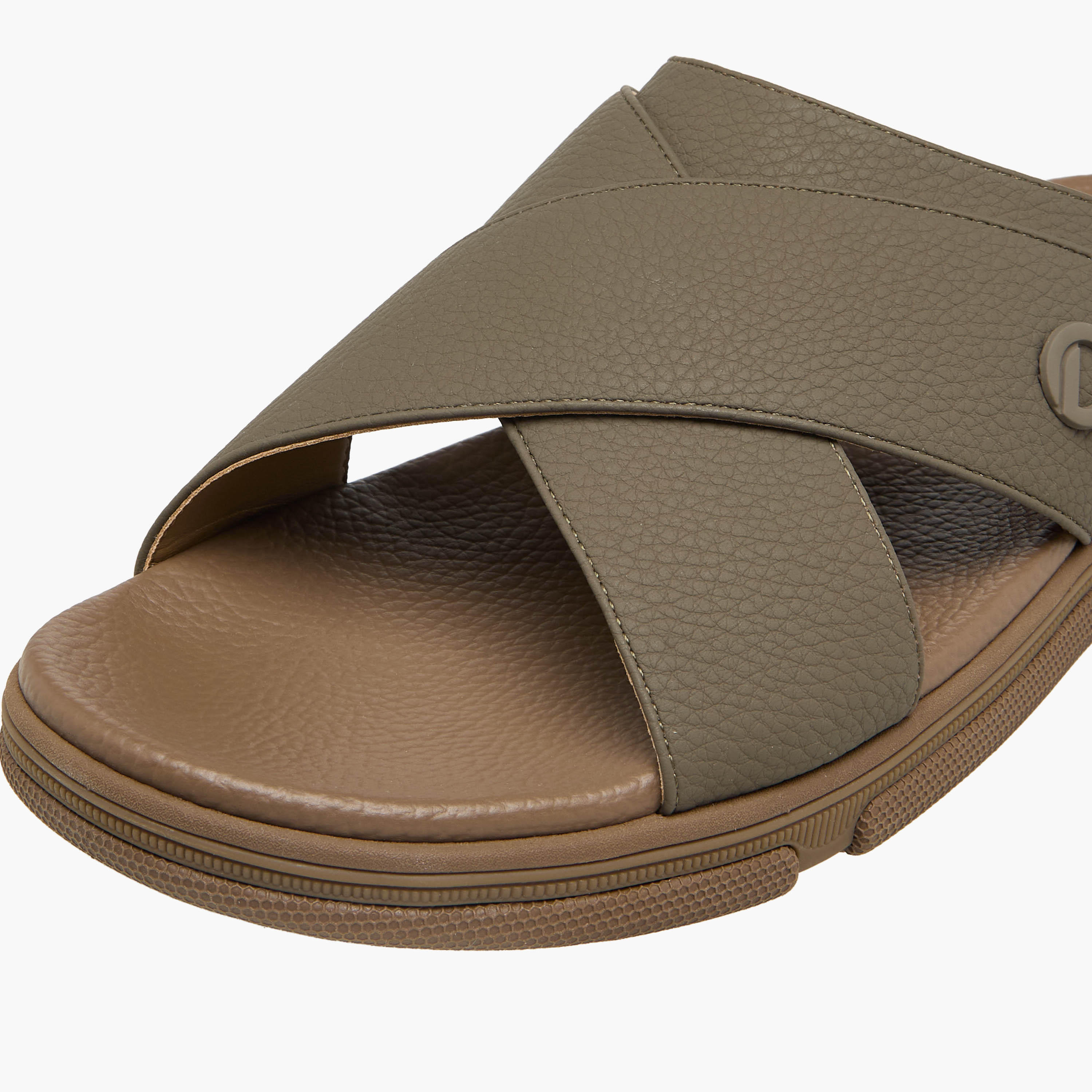 صندل مريح بأحزمة متقاطعة للرجال من لو كونفورت-men-shoes-sandals-image-3