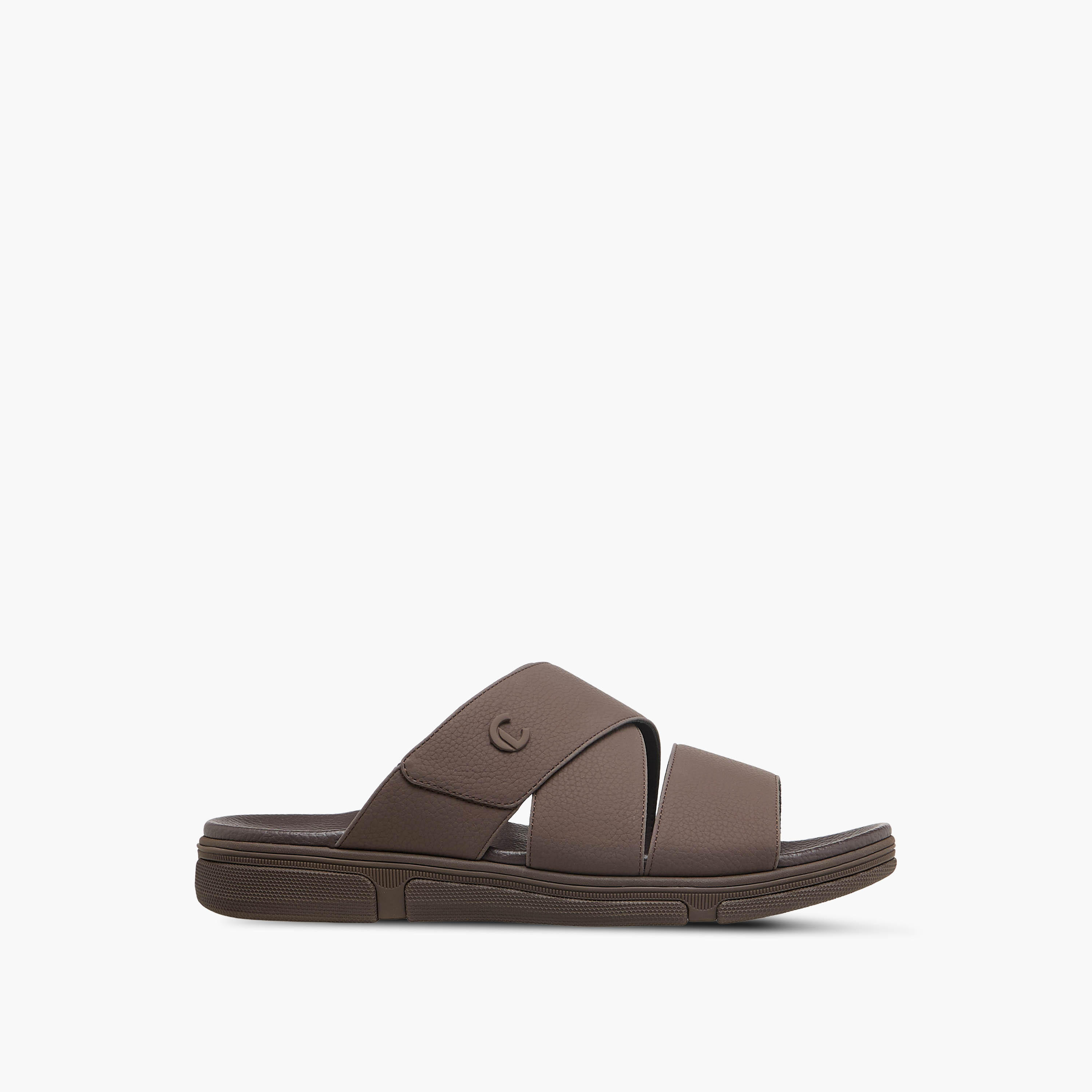 صندل مريح بأحزمة متقاطعة للرجال من لو كونفورت-men-shoes-sandals-image-3