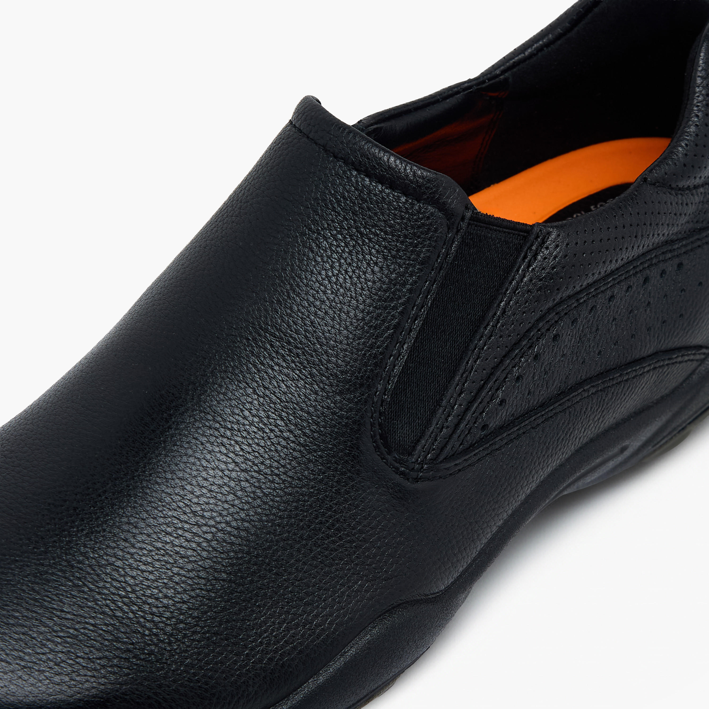 حذاء لو كونفور للرجال بدون رباط من الجلد الطبيعي-men-shoes-loafersandmoccasins-image-4
