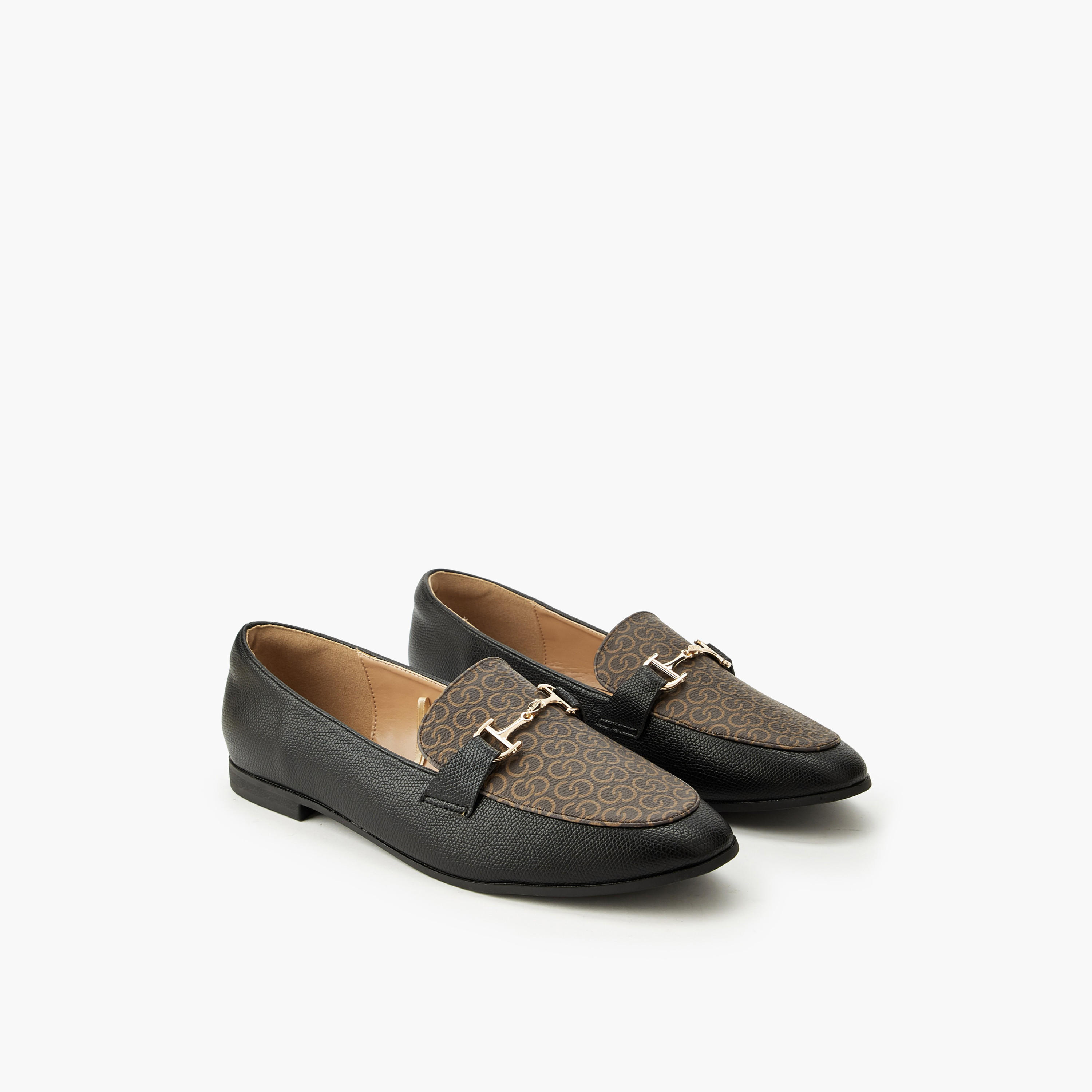حذاء خفيف سهل الارتداء بطبعات مونوجرام للنساء من سيليست-women-shoes-flats-loafers-image-1