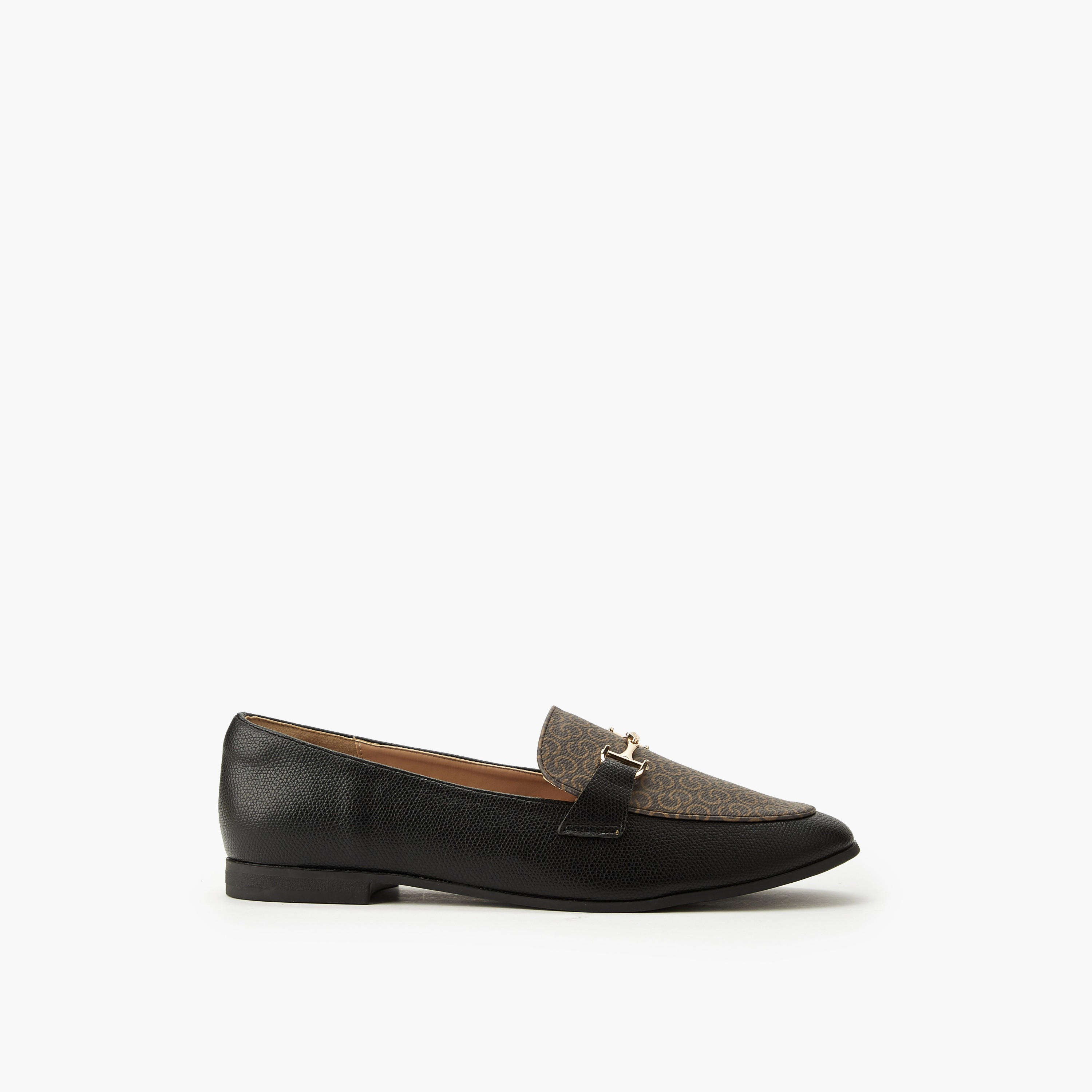 حذاء خفيف سهل الارتداء بطبعات مونوجرام للنساء من سيليست-women-shoes-flats-loafers-image-3