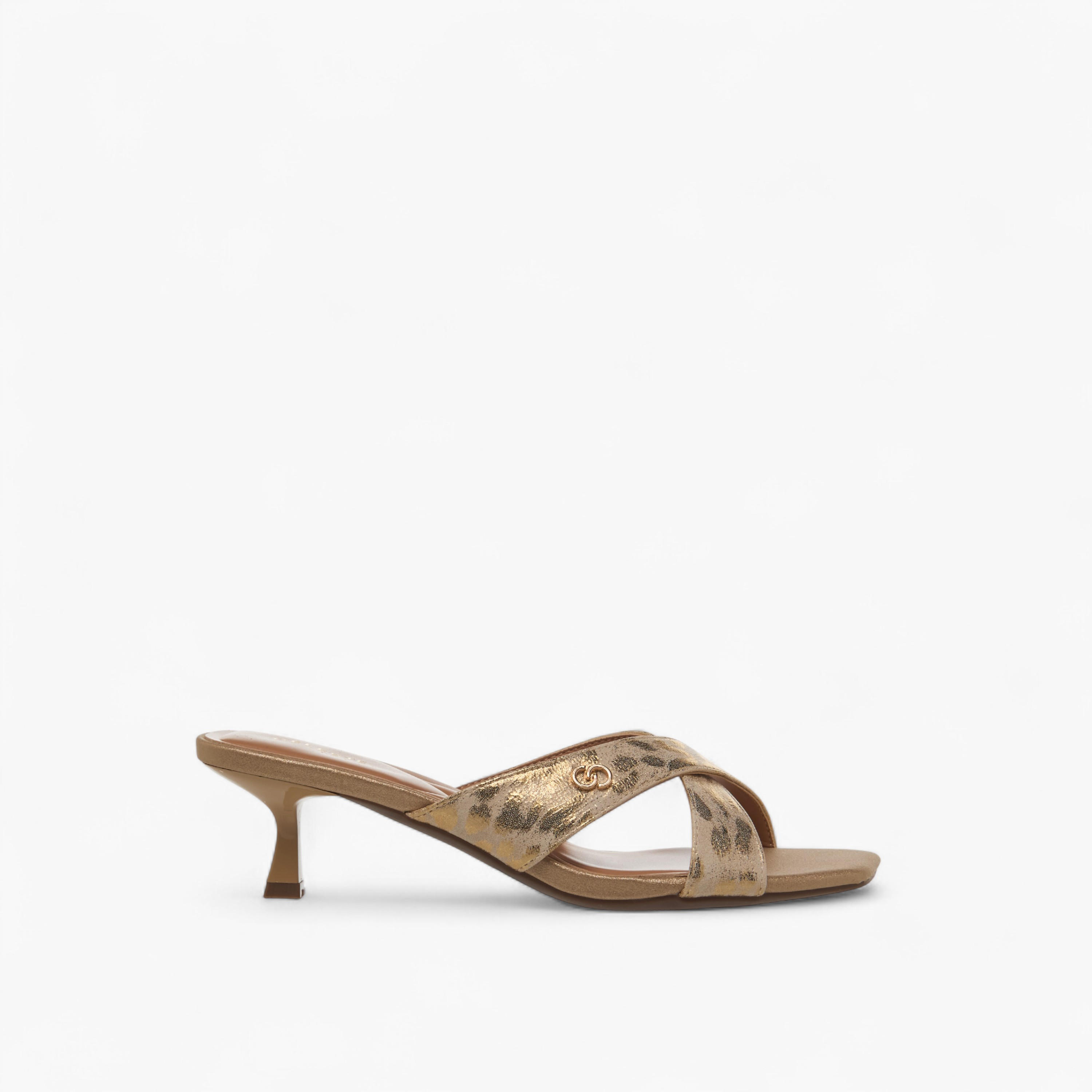 صندل بأحزمة متقاطعة وكعب صغير للنساء من سيليست-women-shoes-sandals-heeled-image-3