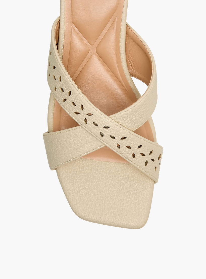 صندل بكعب مدبب وحزام متقاطع للنساء من سيليست-women-shoes-sandals-heeled-image-4