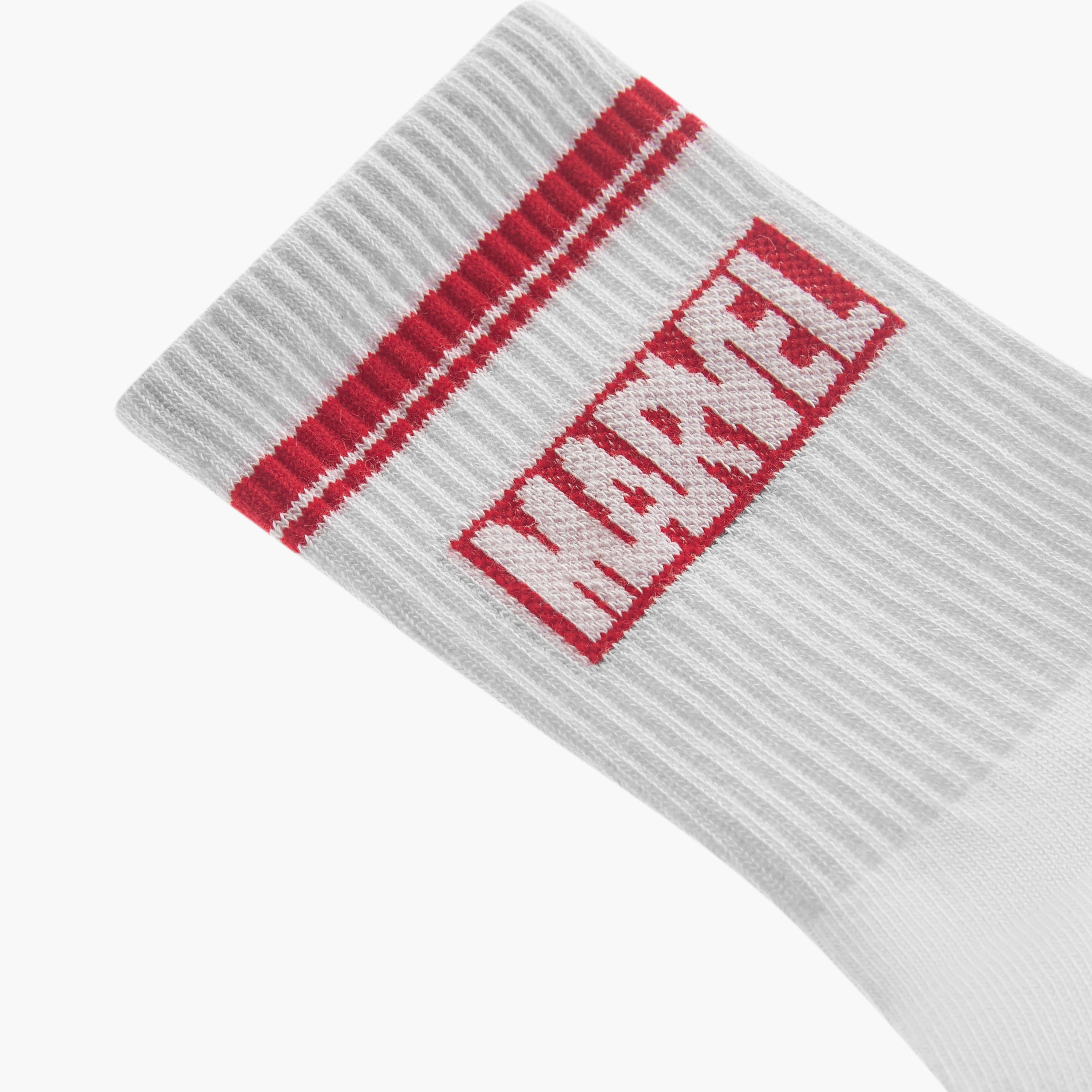 طقم جوارب رياضية 3 أزواج بطول ربلة الساق وطبعات مارفل-men-socks-image-2