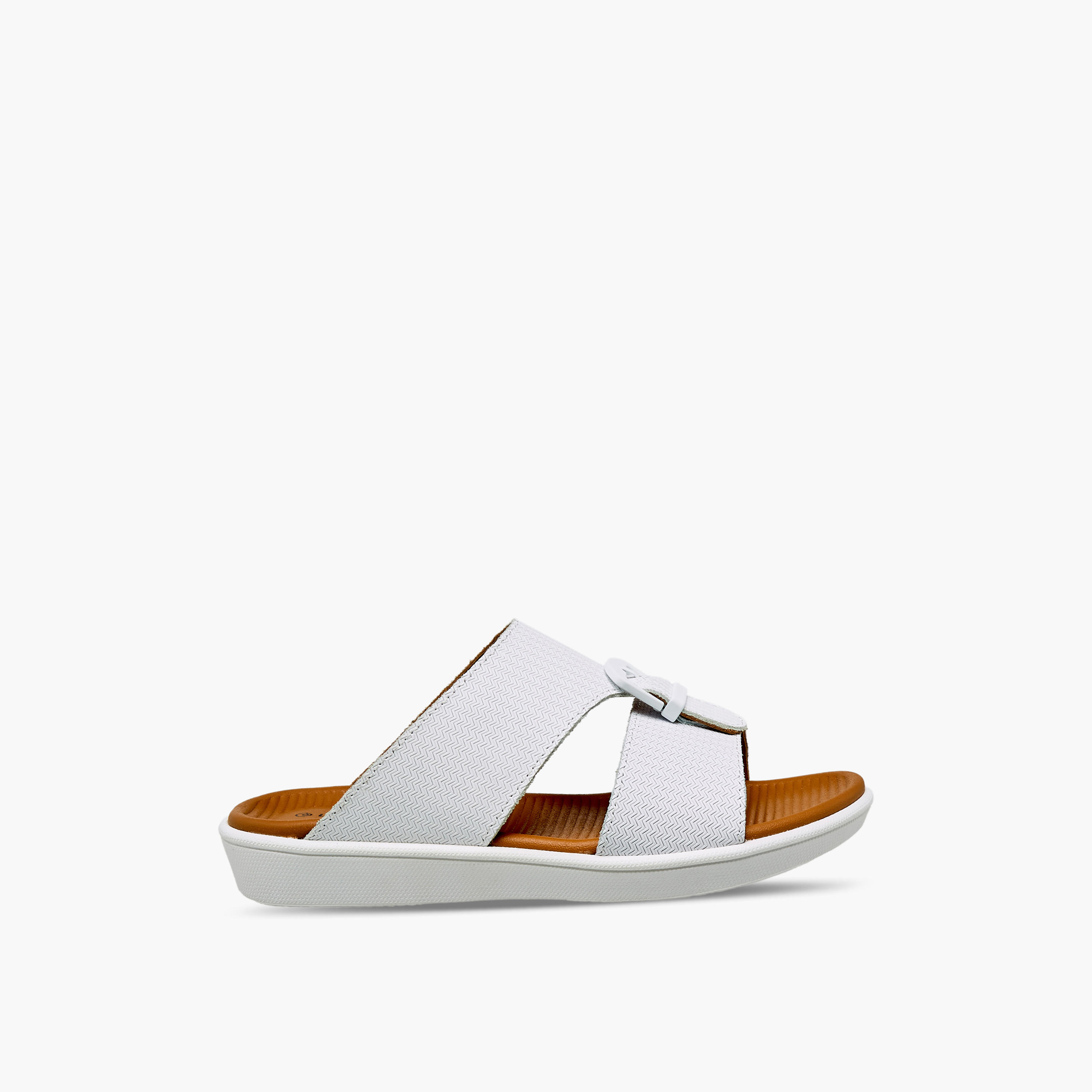 صندل عربي بزينة إبزيم للأولاد من لو كونفورت-boys-shoes-sandals-image-3