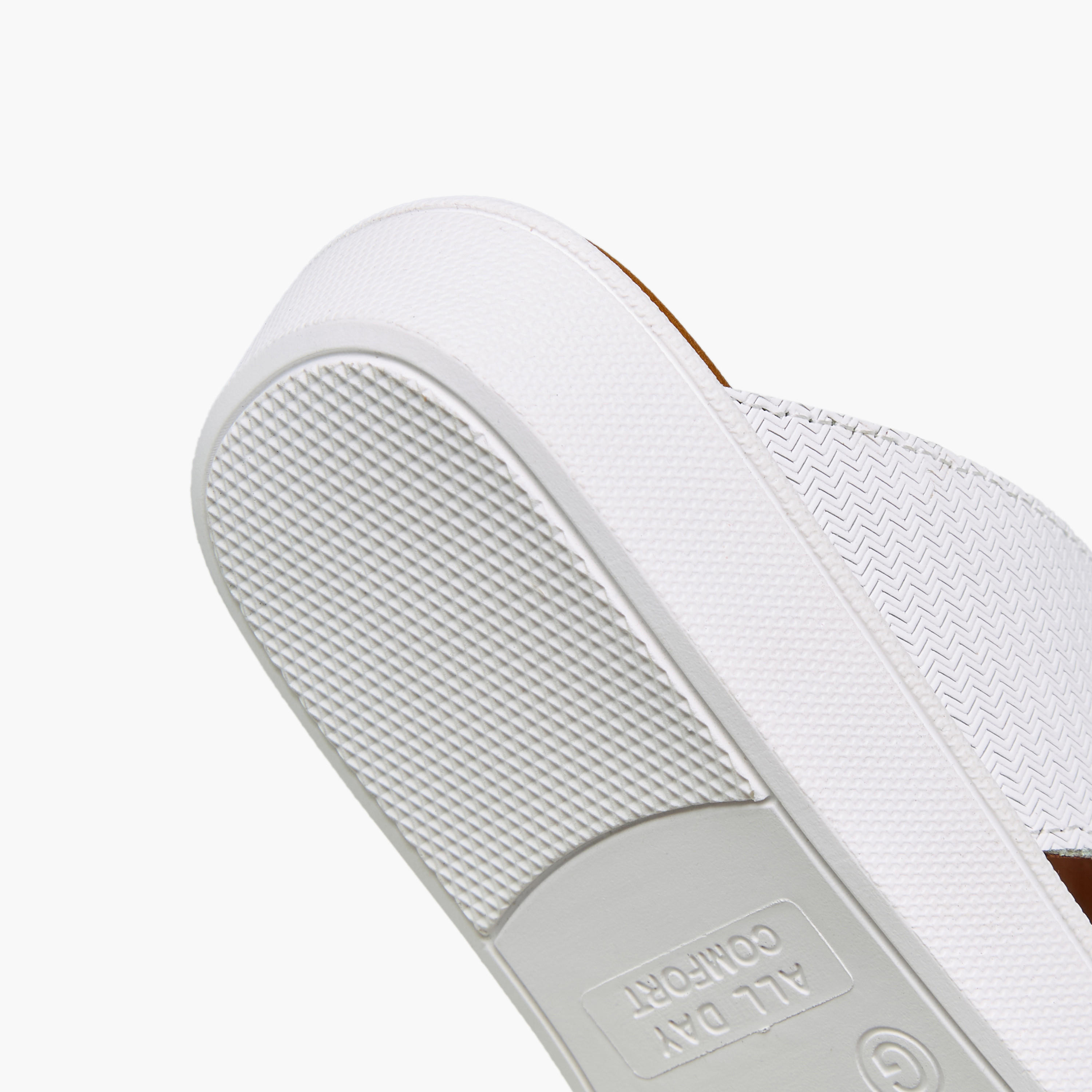 صندل عربي بزينة إبزيم للأولاد من لو كونفورت-boys-shoes-sandals-image-6