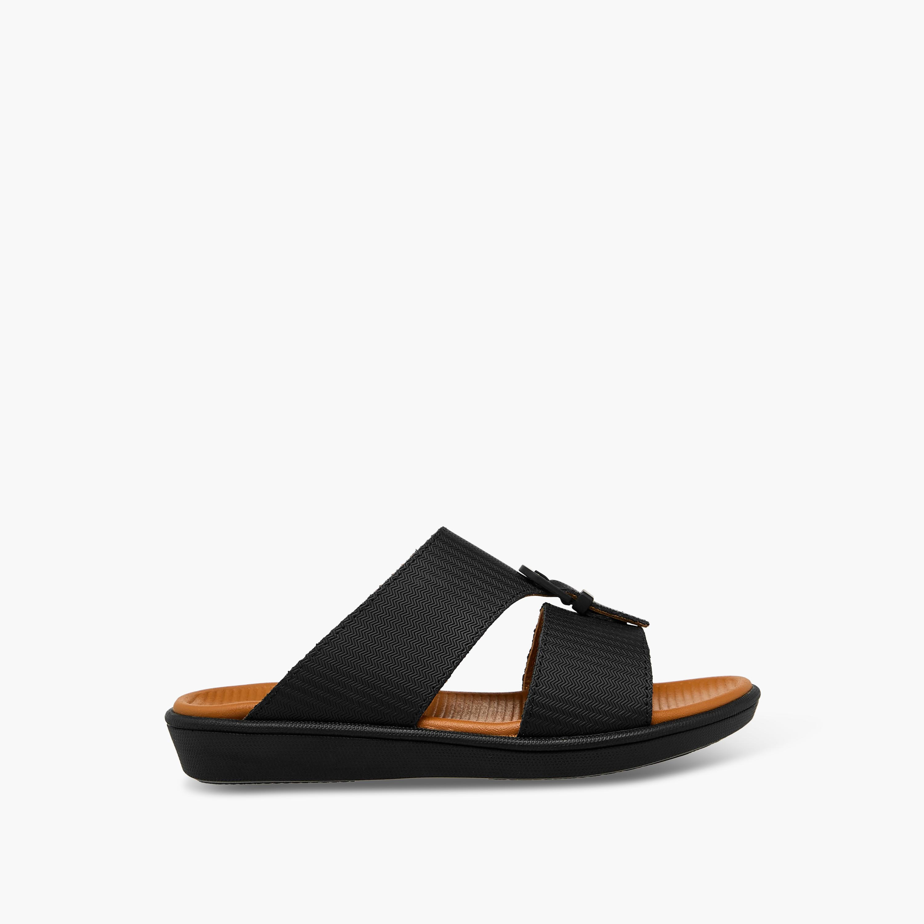 صندل عربي بزينة إبزيم للأولاد من لو كونفورت-boys-shoes-sandals-image-3