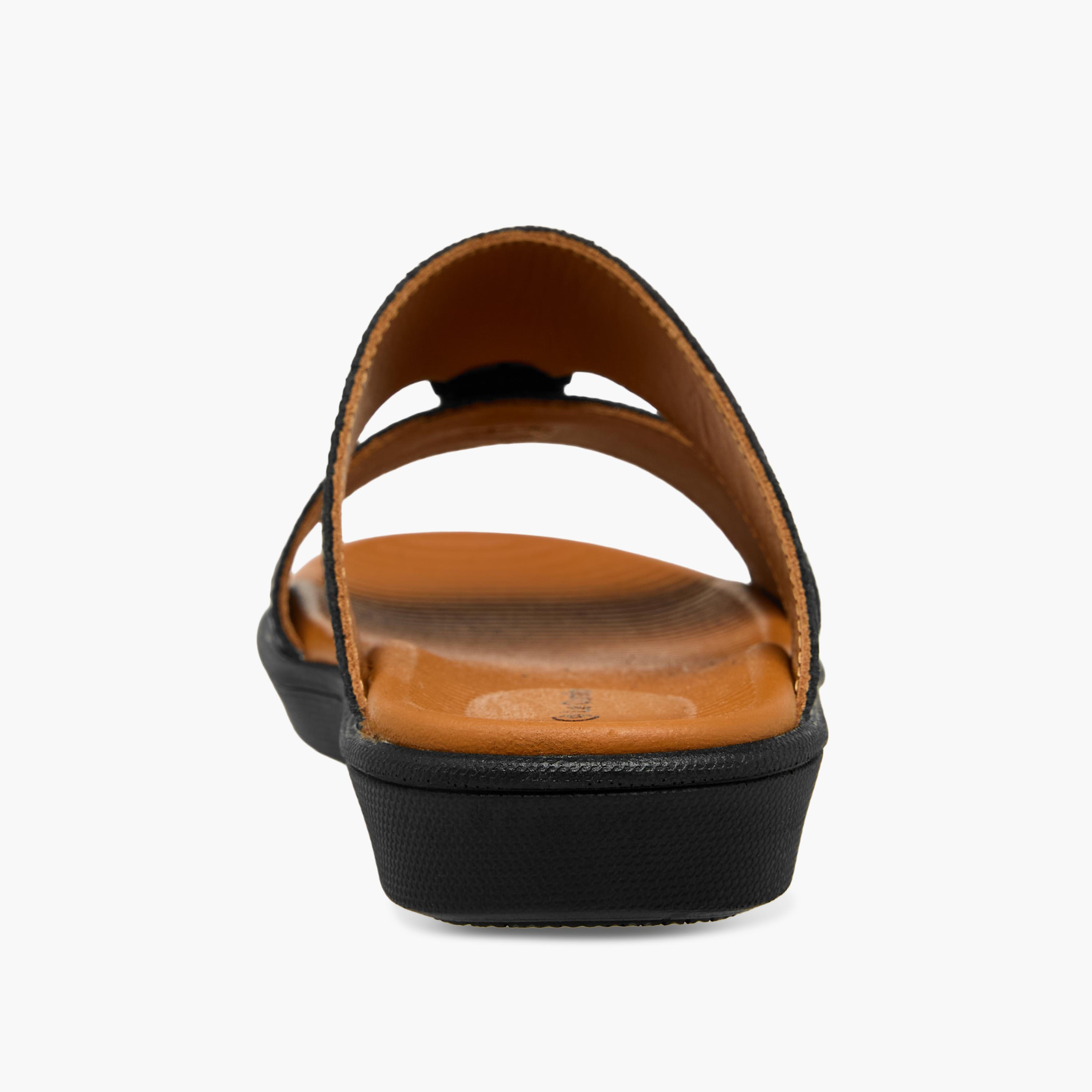 صندل عربي بزينة إبزيم للأولاد من لو كونفورت-boys-shoes-sandals-image-5