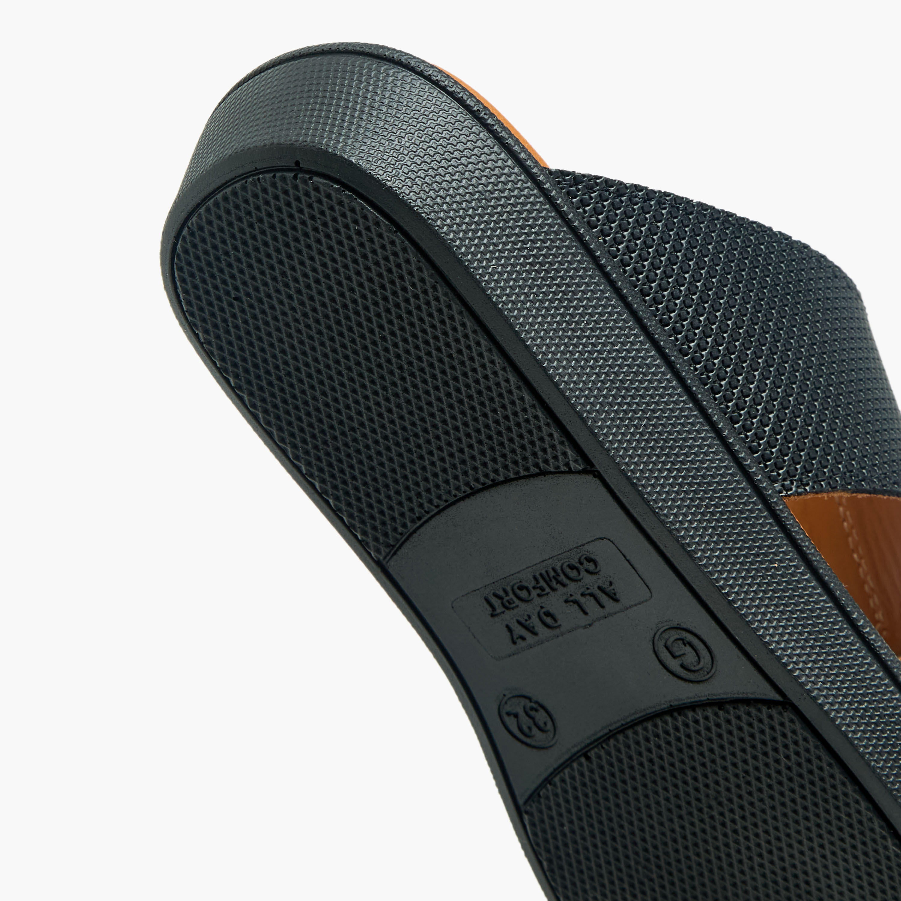 صندل عربي جلد سهل الارتداء للأولاد من لو كونفورت-boys-shoes-sandals-image-6