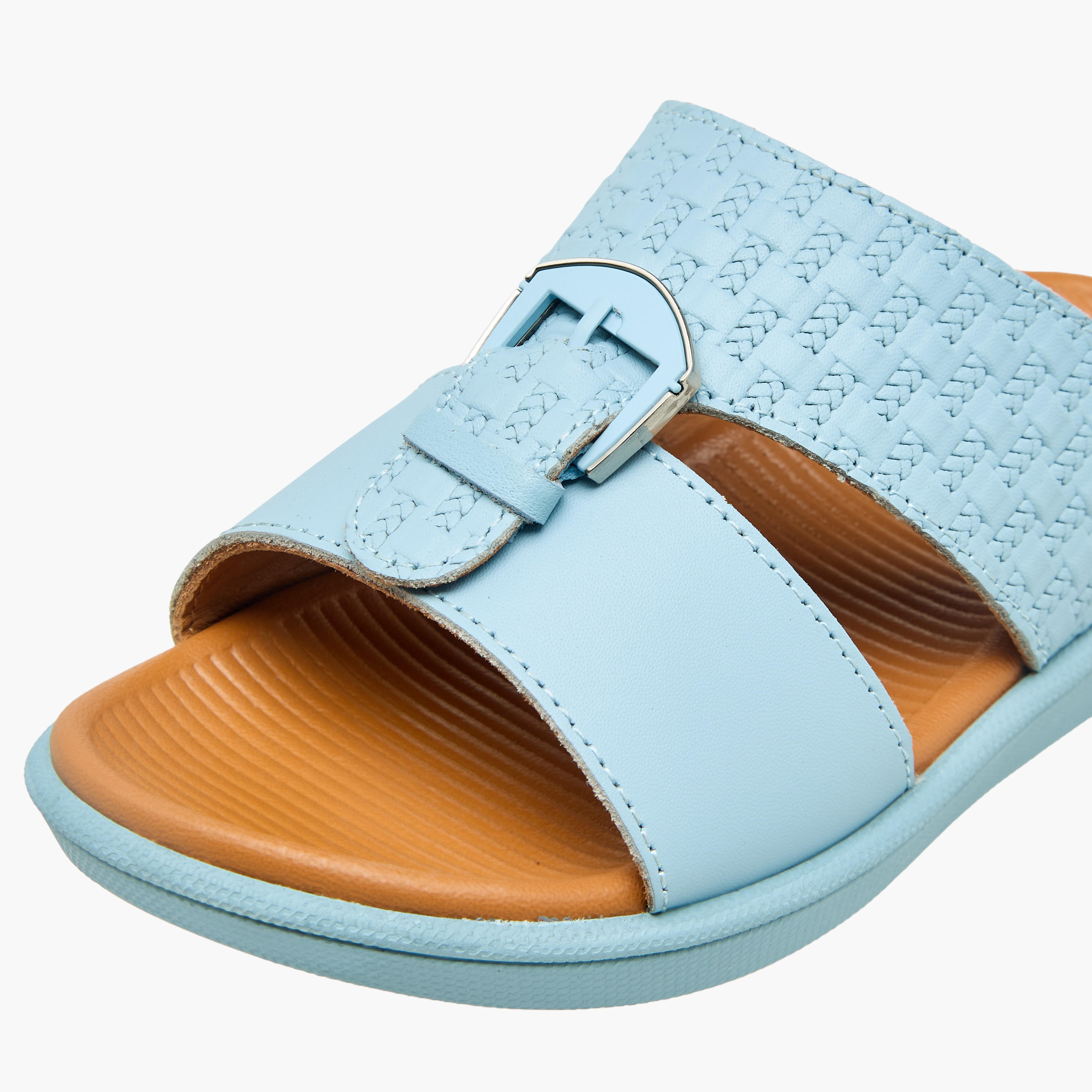 صندل عربي بإبزيم للأولاد من لو كونفورت-boys-shoes-sandals-image-4