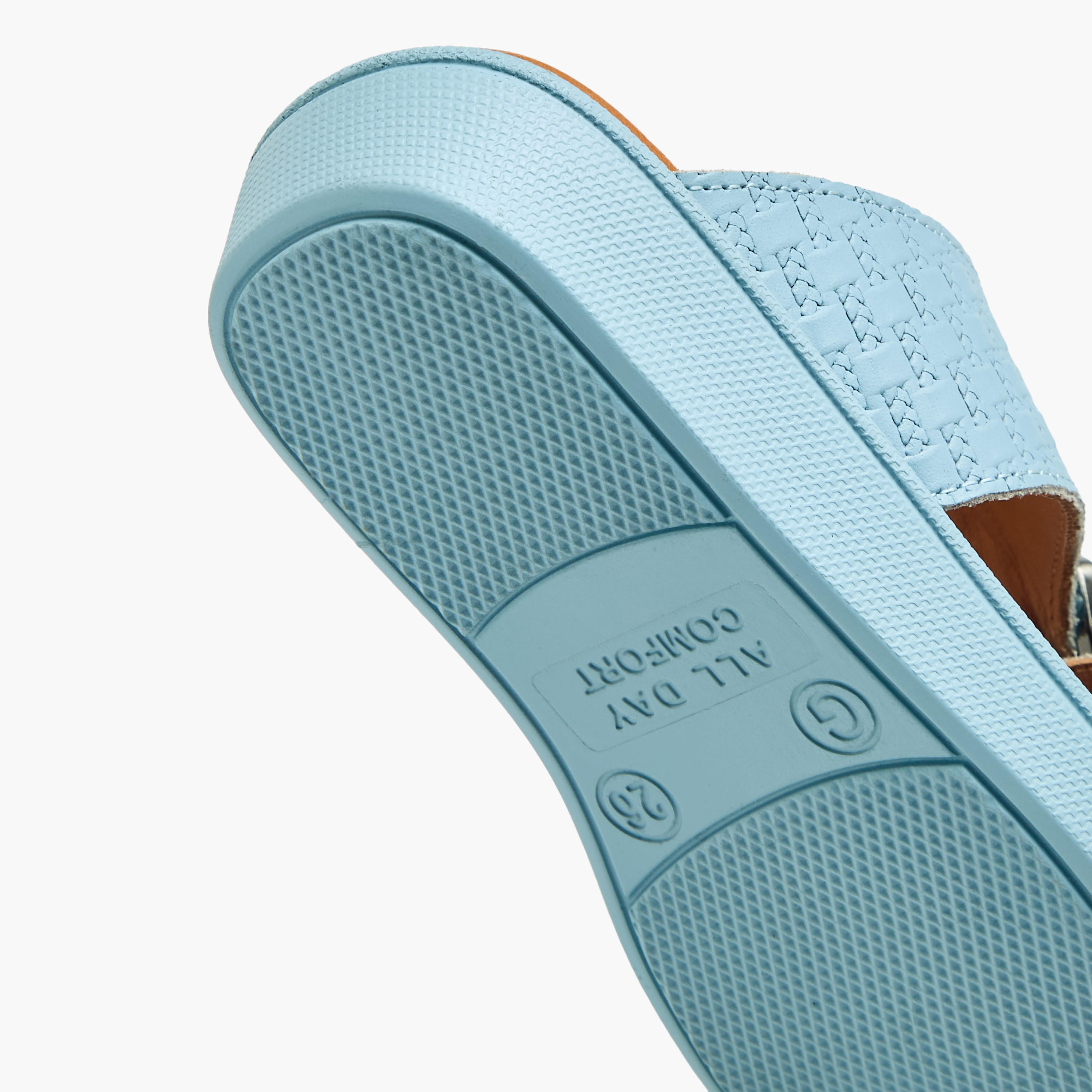 صندل عربي بإبزيم للأولاد من لو كونفورت-boys-shoes-sandals-image-6