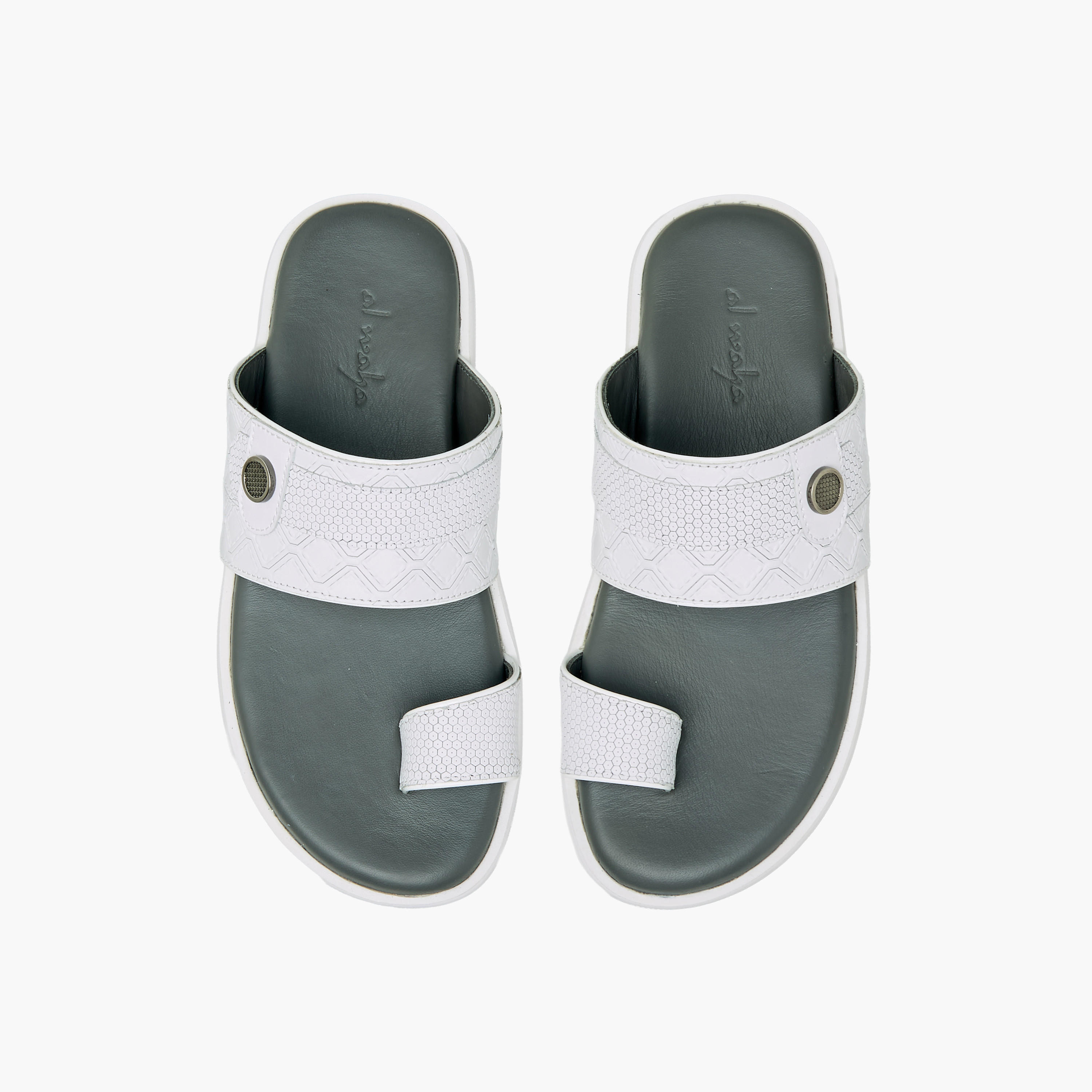 صندل عربي بارز الملمس للأولاد من الواحة-boys-shoes-sandals-image-1