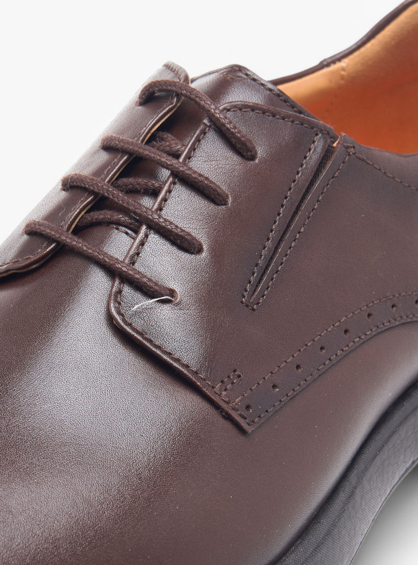 Le Confort Solid Leather Air Tech Derby Shoes with Lace-Up Closure-men-shoes-formalshoes-image-4
