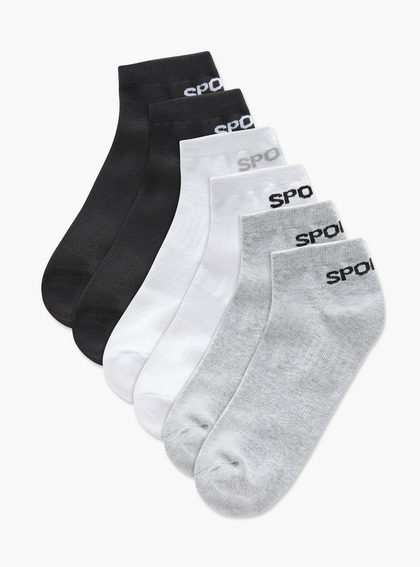 طقم جوارب 3 أزواج بطول الكاحل وبطبعات من جلو-men-socks-image-1