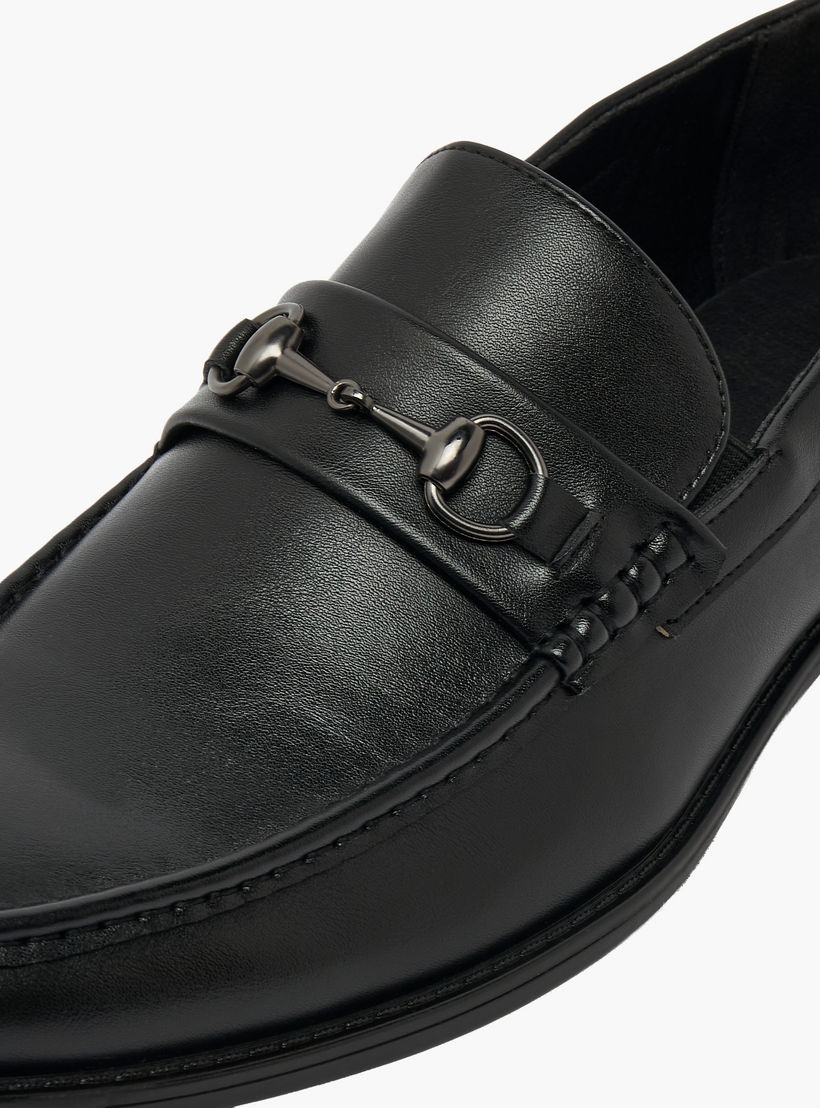 حذاء سهل الارتداء بزينة معدنية للرجال من إل بي إل من شو إكسبرس-men-shoes-formalshoes-image-7