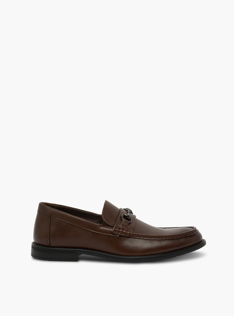 حذاء سهل الارتداء بزينة معدنية للرجال من إل بي إل من شو إكسبرس-men-shoes-formalshoes-image-3