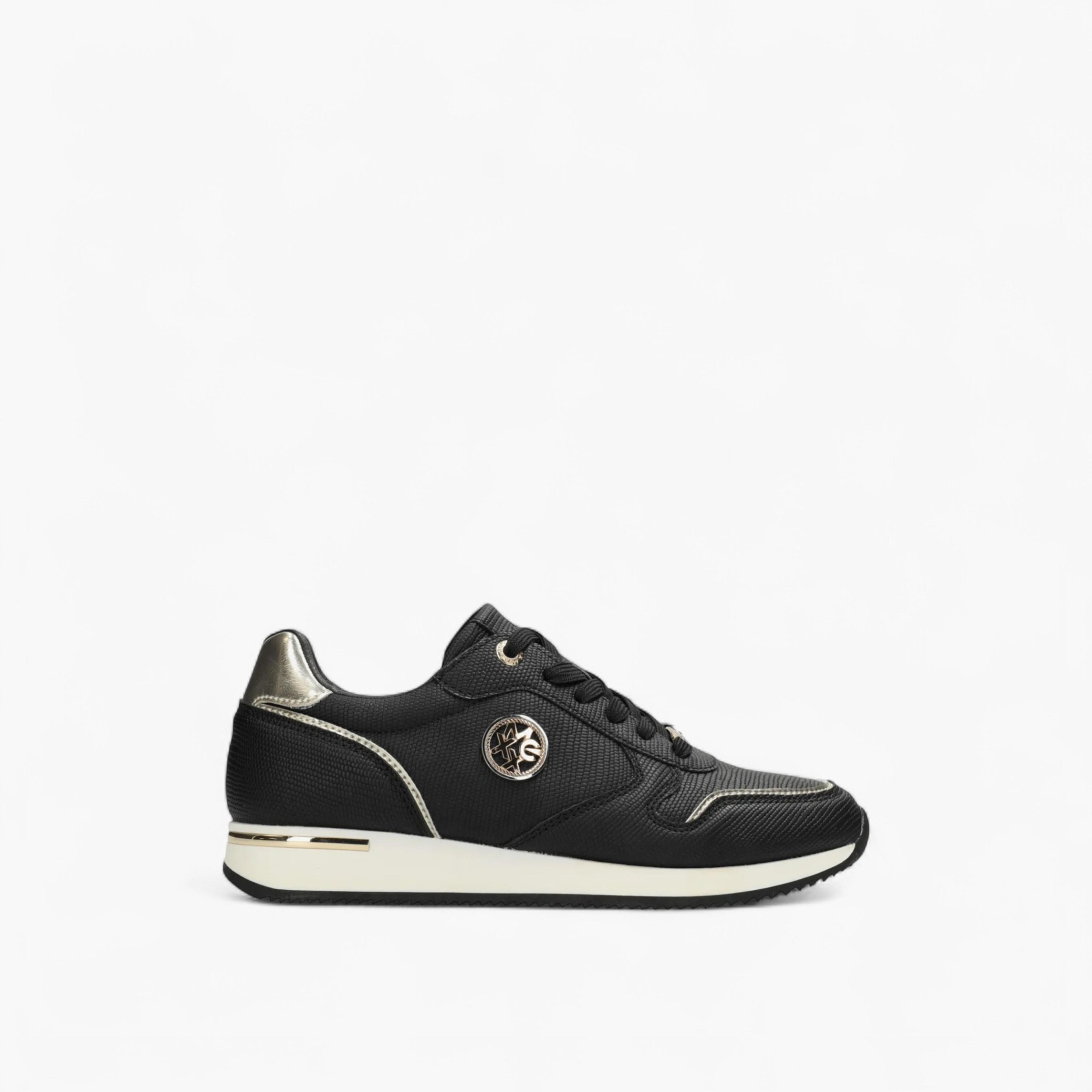 حذاء سنيكرز متعدد التصاميم برباط إغلاق وزخارف ميتاليك من ميكس-women-shoes-sneakers-image-2