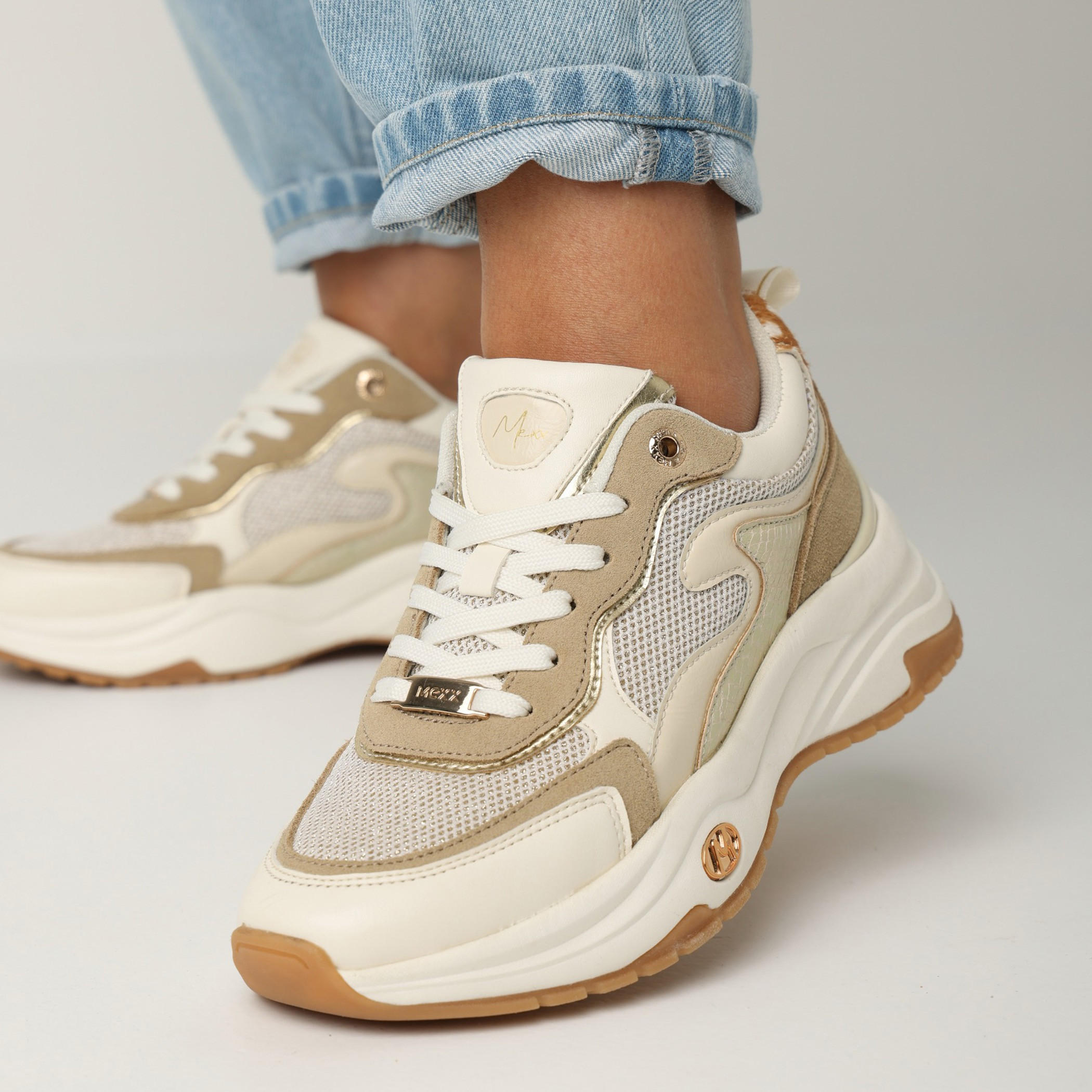 حذاء سنيكرز برباط إغلاق للنساء من ميكس-women-shoes-sneakers-image-8
