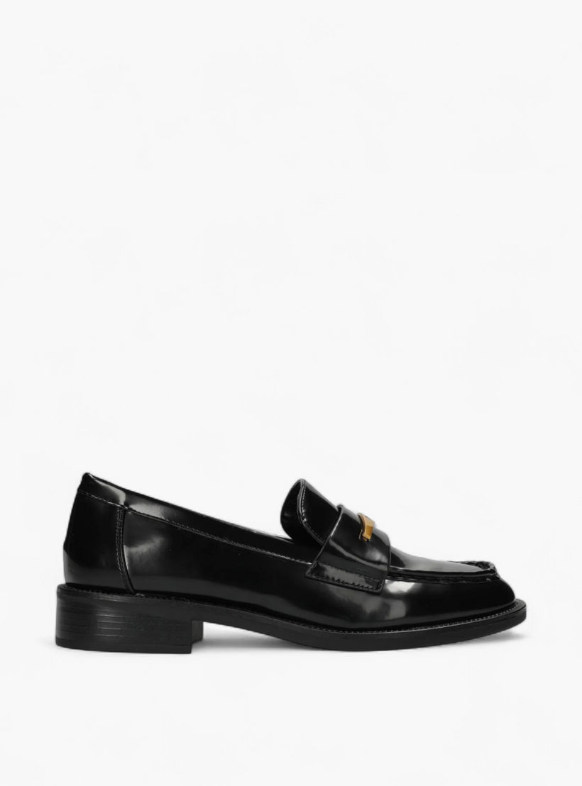 حذاء لوفر سهل الارتداء بزينة ميتاليك من ميكس-women-shoes-loafersandmoccasins-image-2
