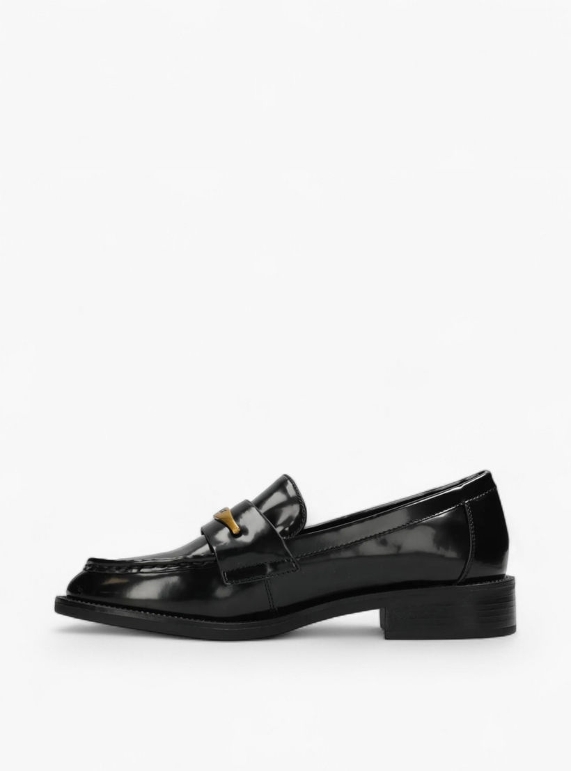 حذاء لوفر سهل الارتداء بزينة ميتاليك من ميكس-women-shoes-loafersandmoccasins-image-4